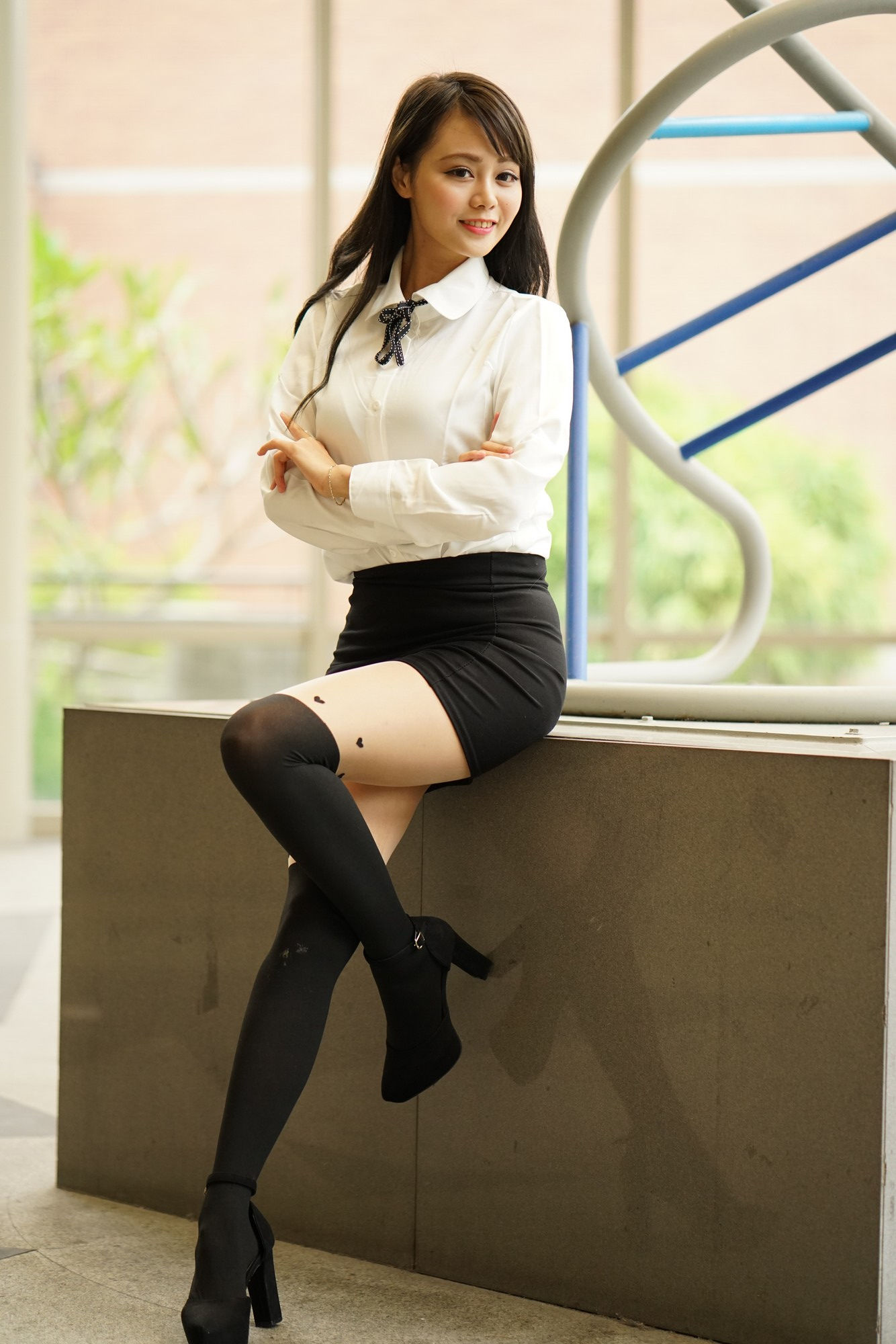 [台湾网红美女] Candy孙卉彤《亚洲大学外拍》