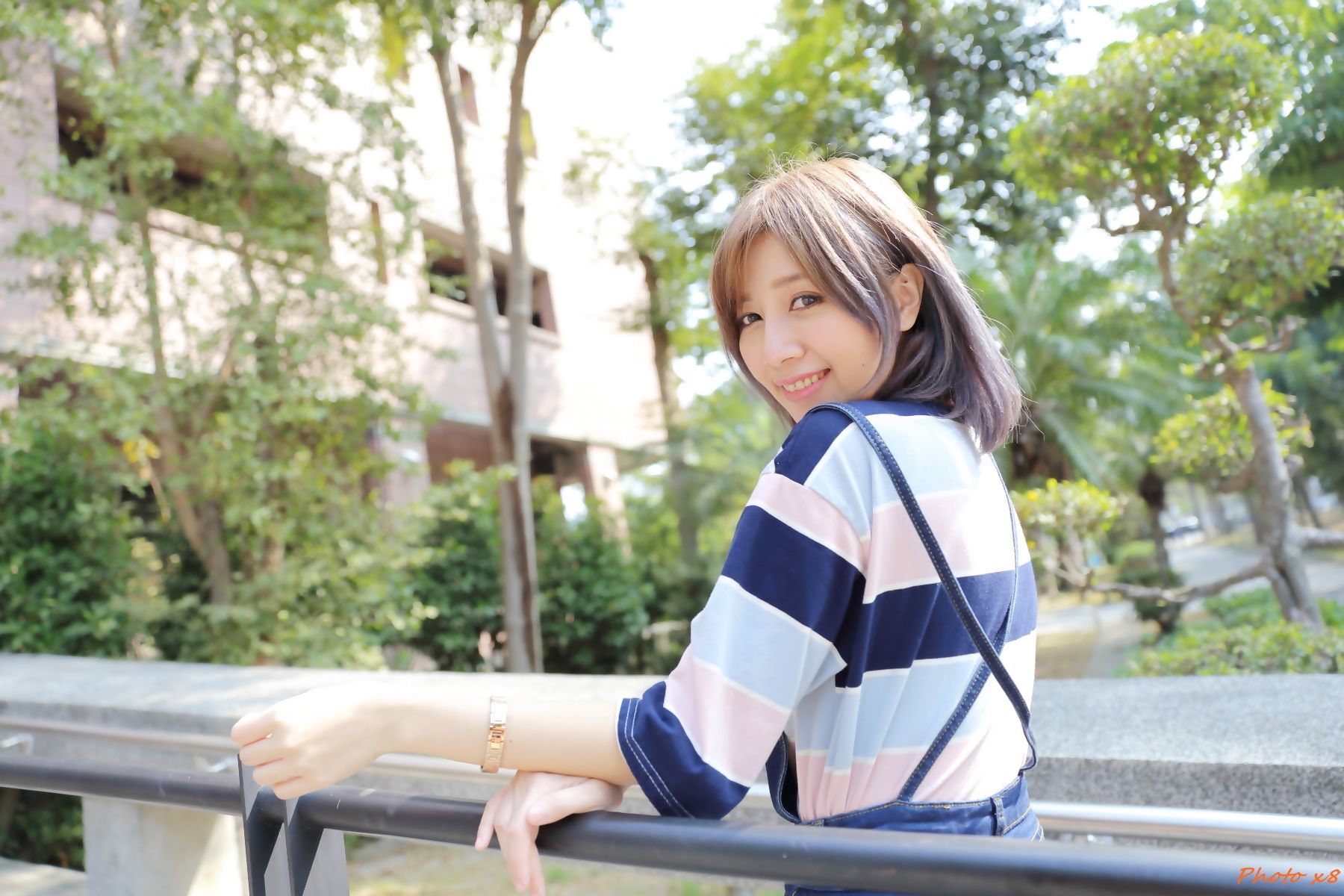 [台湾网红美女] Ann 外拍三套服饰
