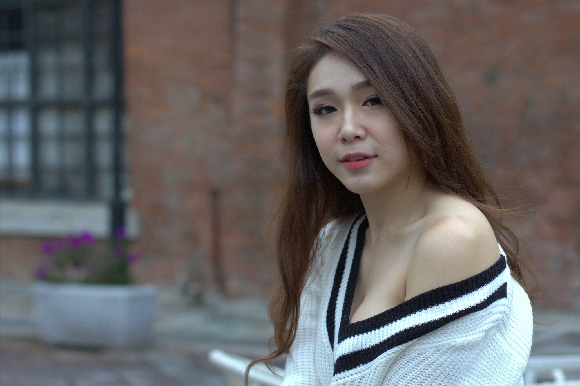 [台湾网红美女] Baby66 黑丝街拍