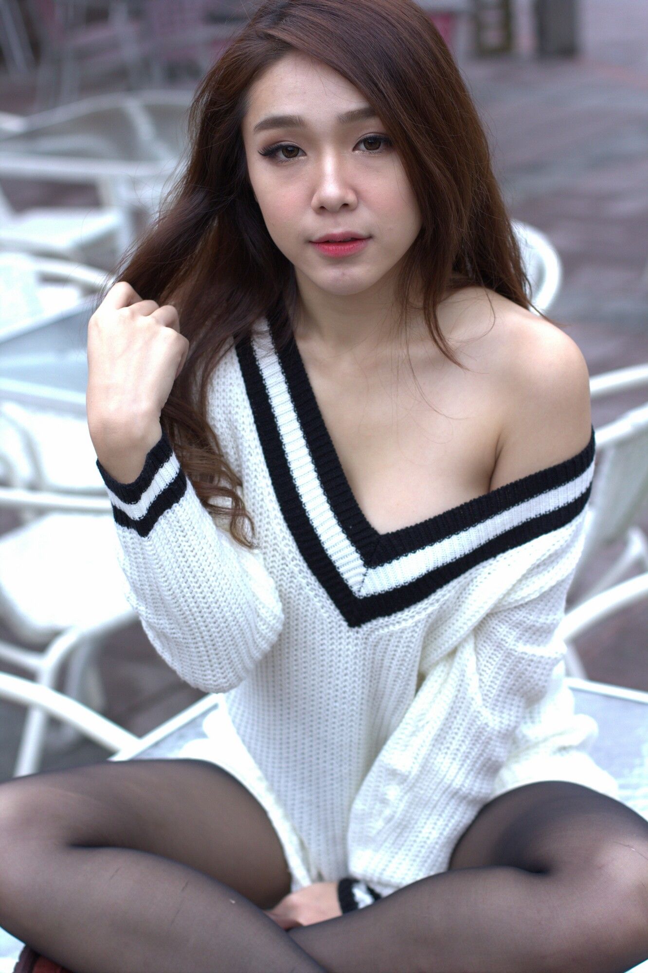 [台湾网红美女] Baby66 黑丝街拍
