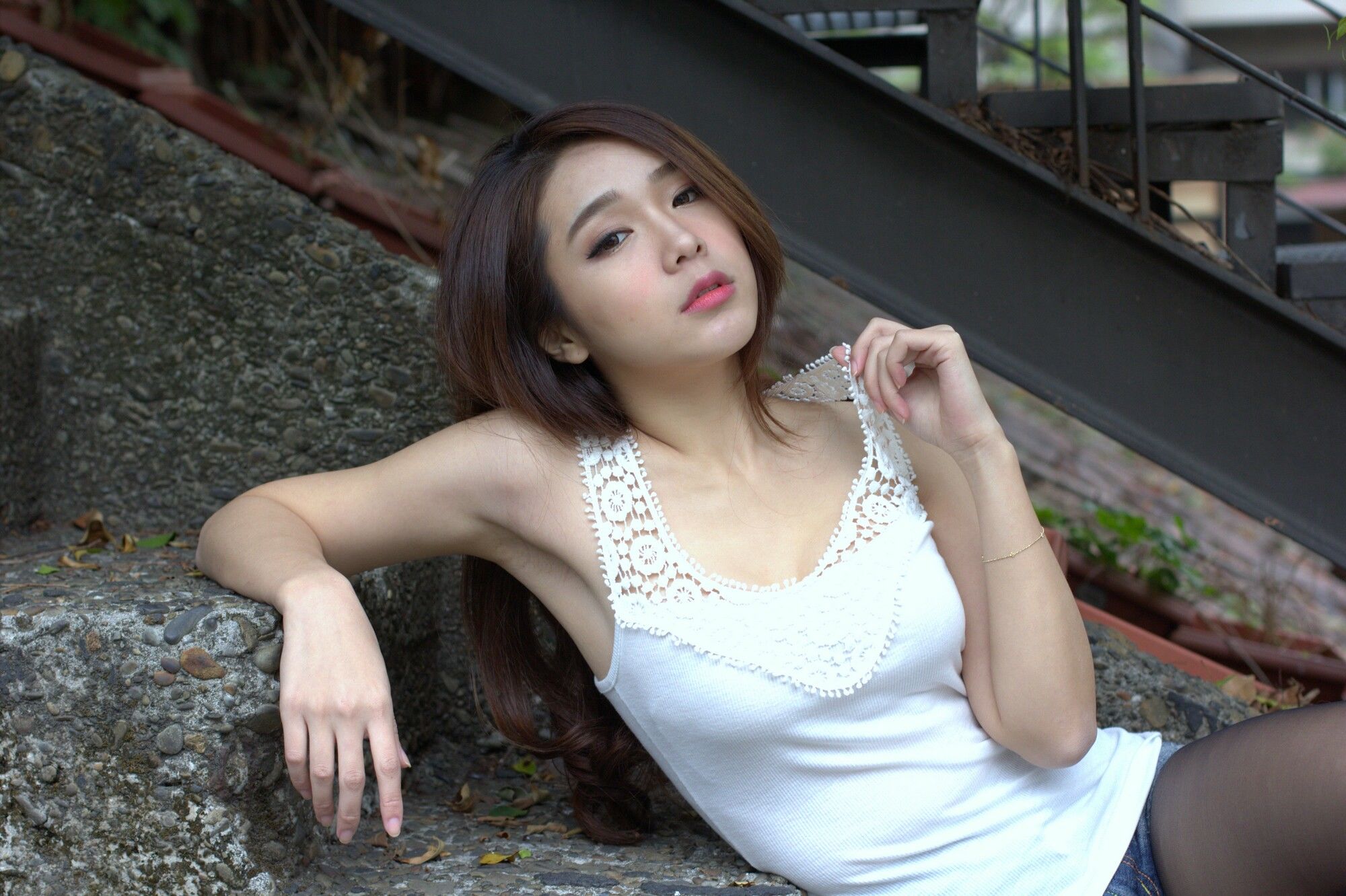 [台湾网红美女] Baby66 黑丝街拍