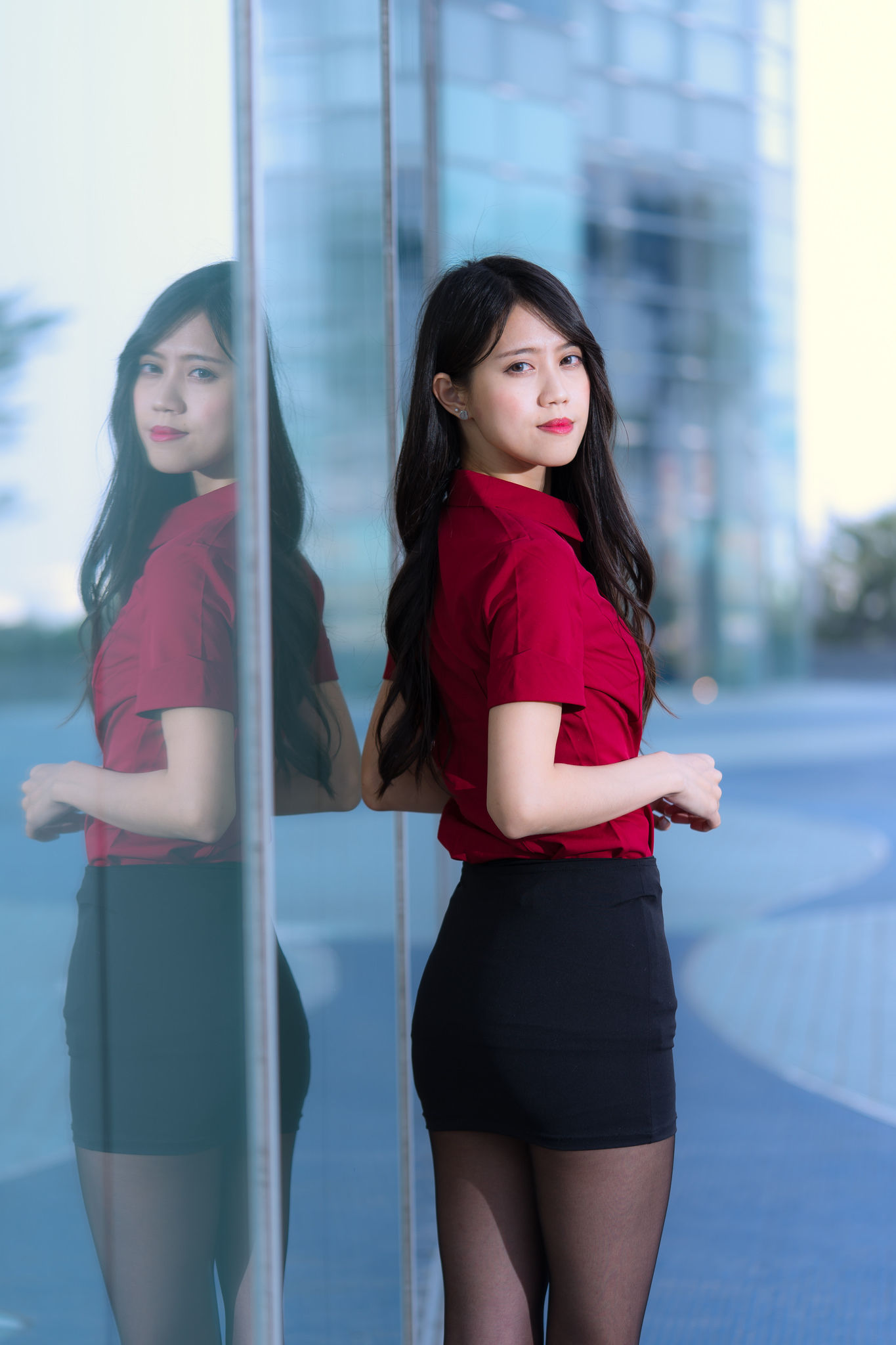 [台湾网红美女] Candy宝儿《夢時代黑丝街拍》