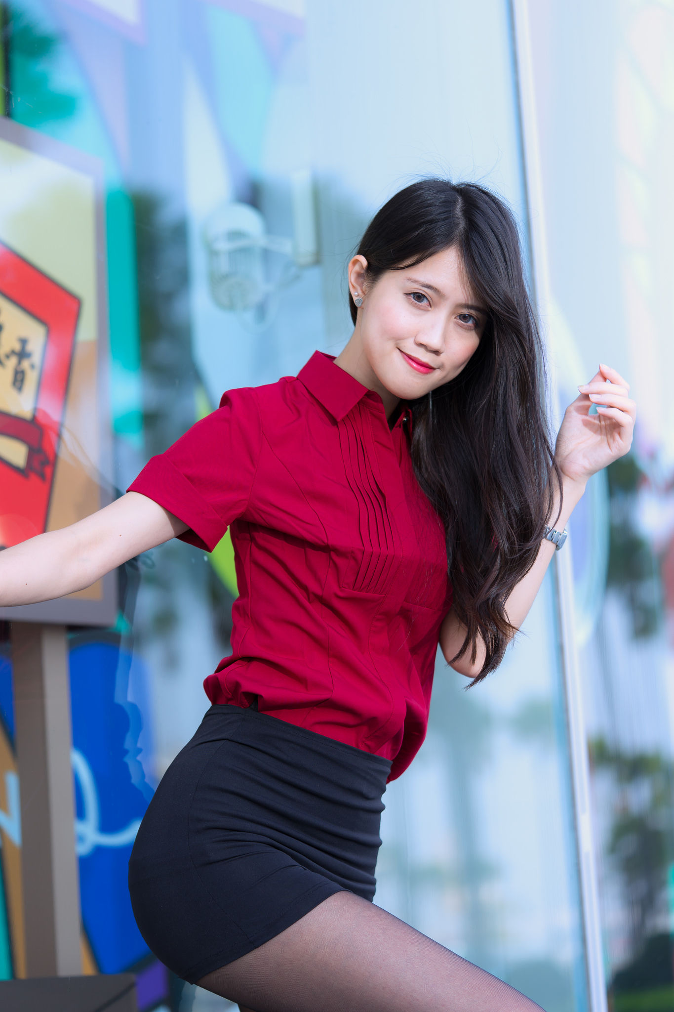 [台湾网红美女] Candy宝儿《夢時代黑丝街拍》