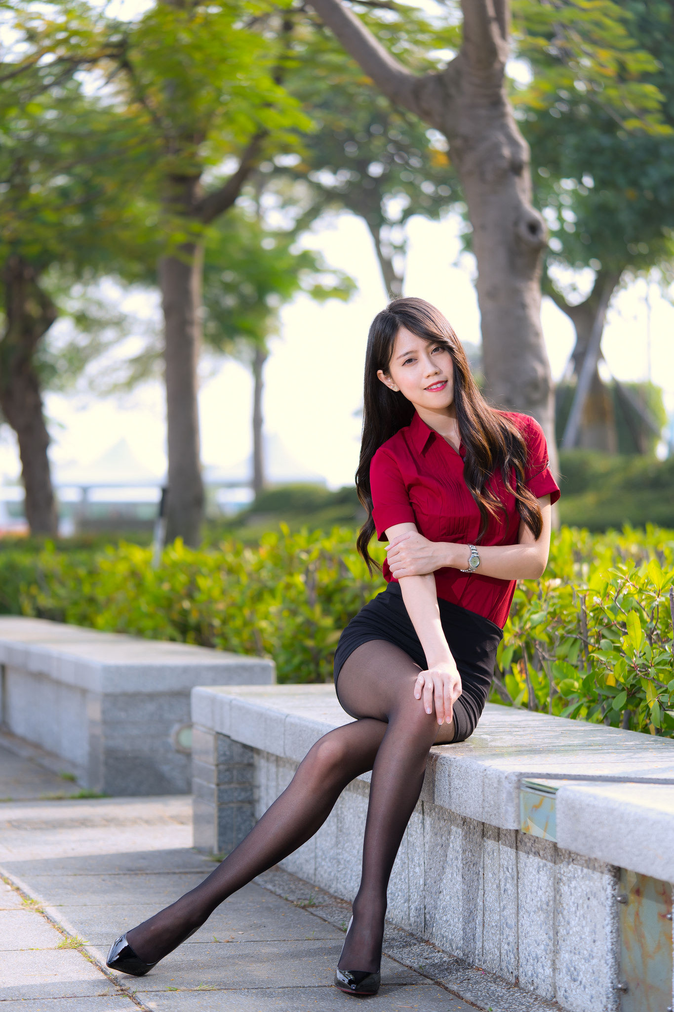 [台湾网红美女] Candy宝儿《夢時代黑丝街拍》