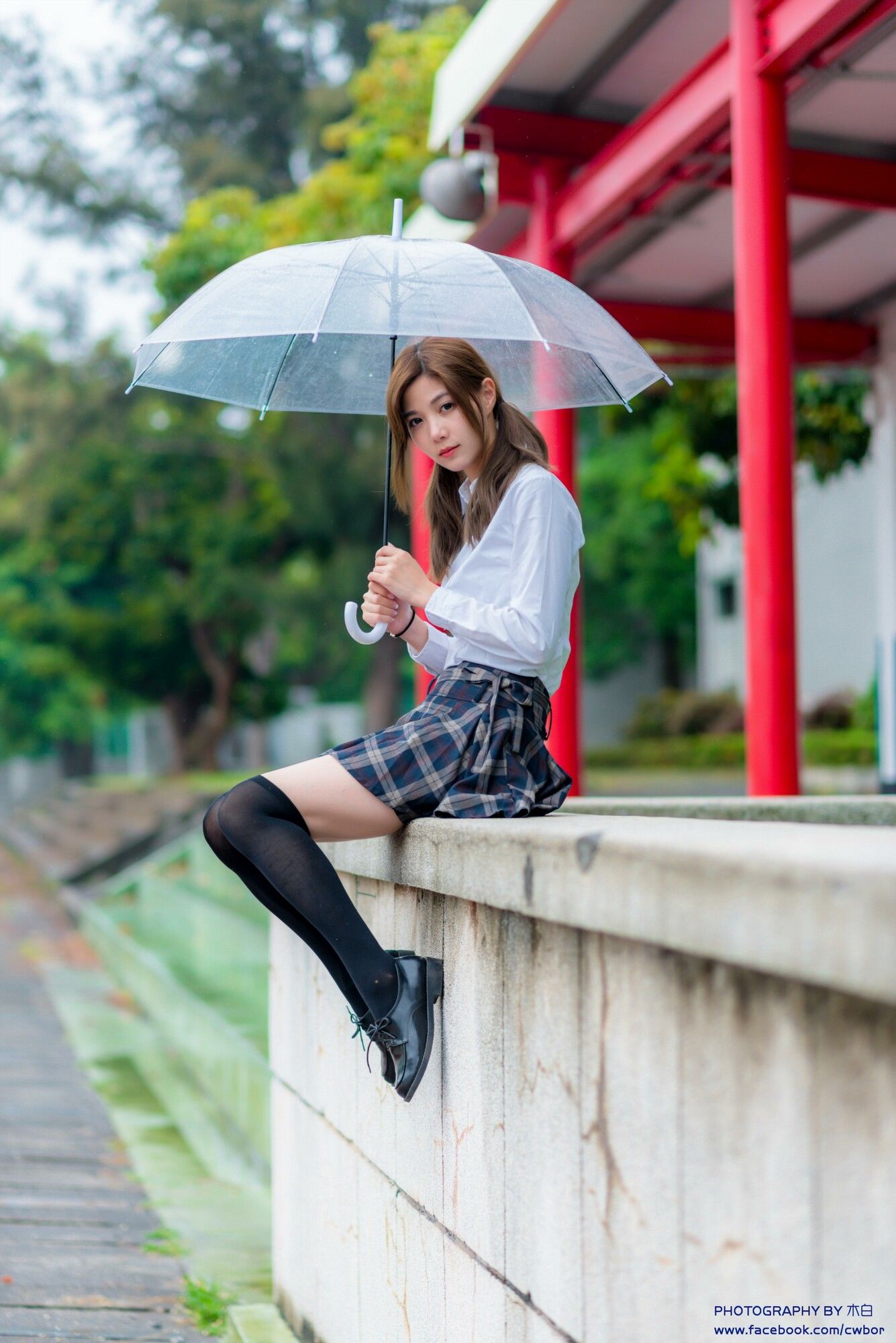 [台湾网红美女] Dash Xu/許琬珍《午場 油廠國小時裝外拍》