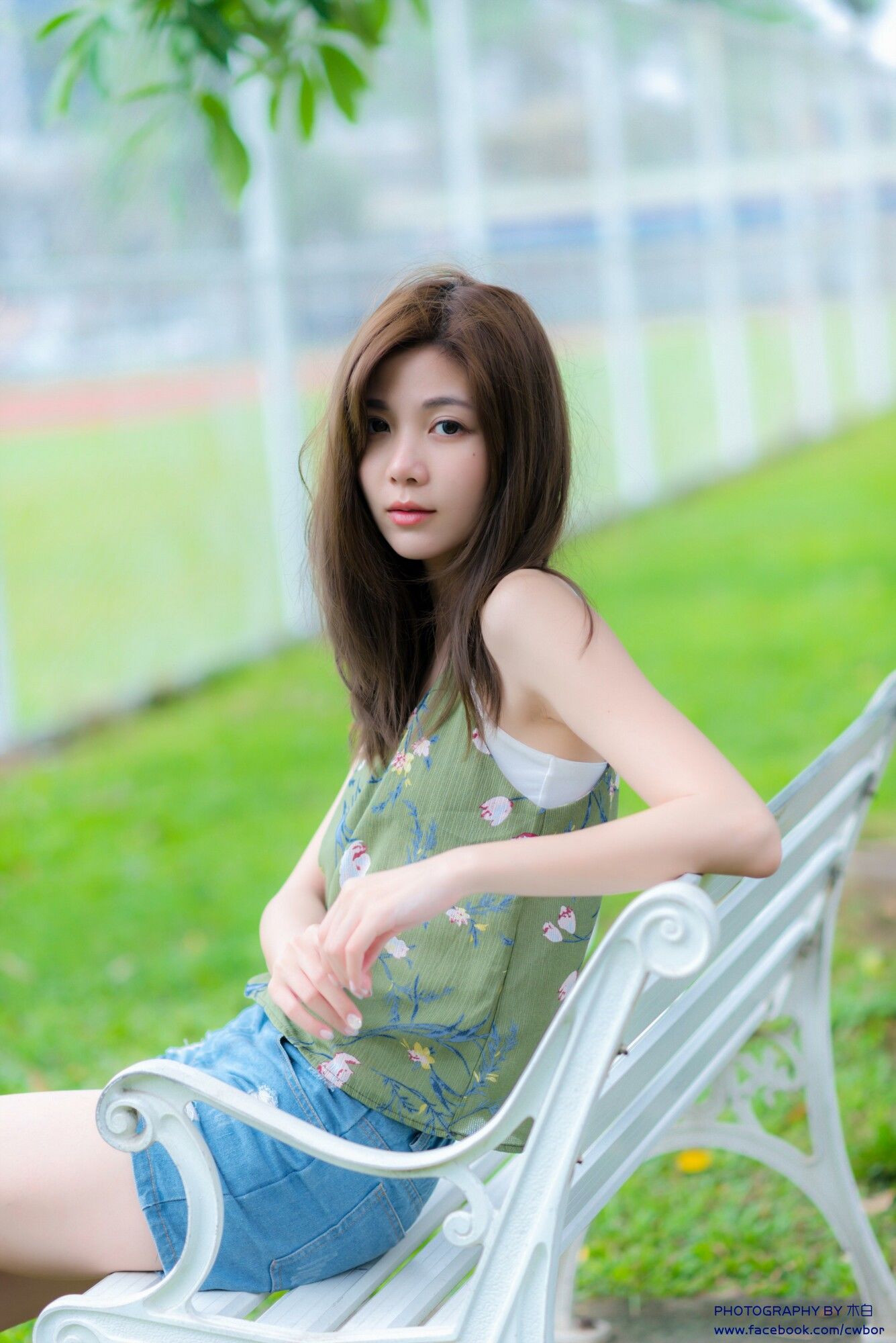 [台湾网红美女] Dash Xu/許琬珍《午場 油廠國小時裝外拍》