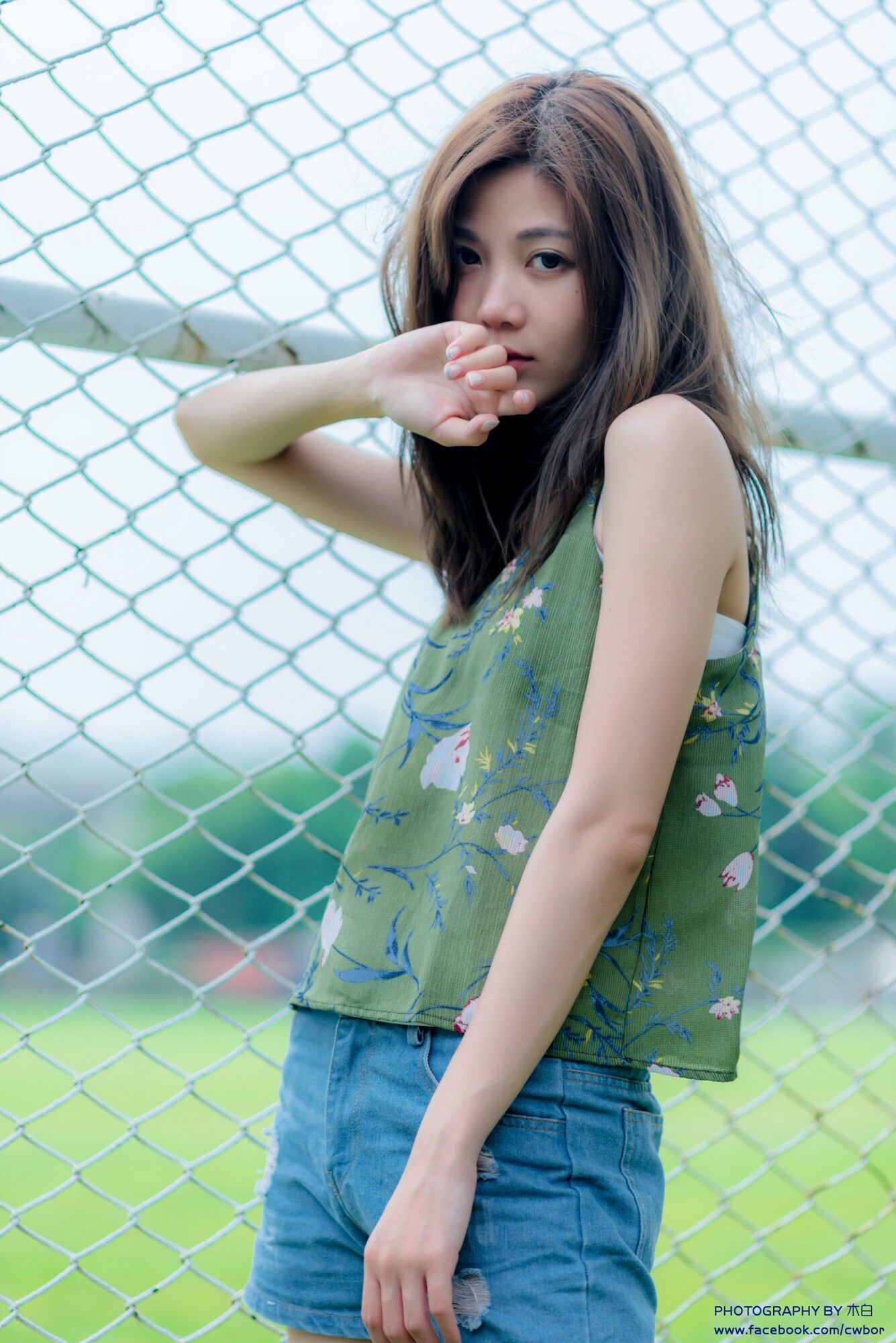 [台湾网红美女] Dash Xu/許琬珍《午場 油廠國小時裝外拍》