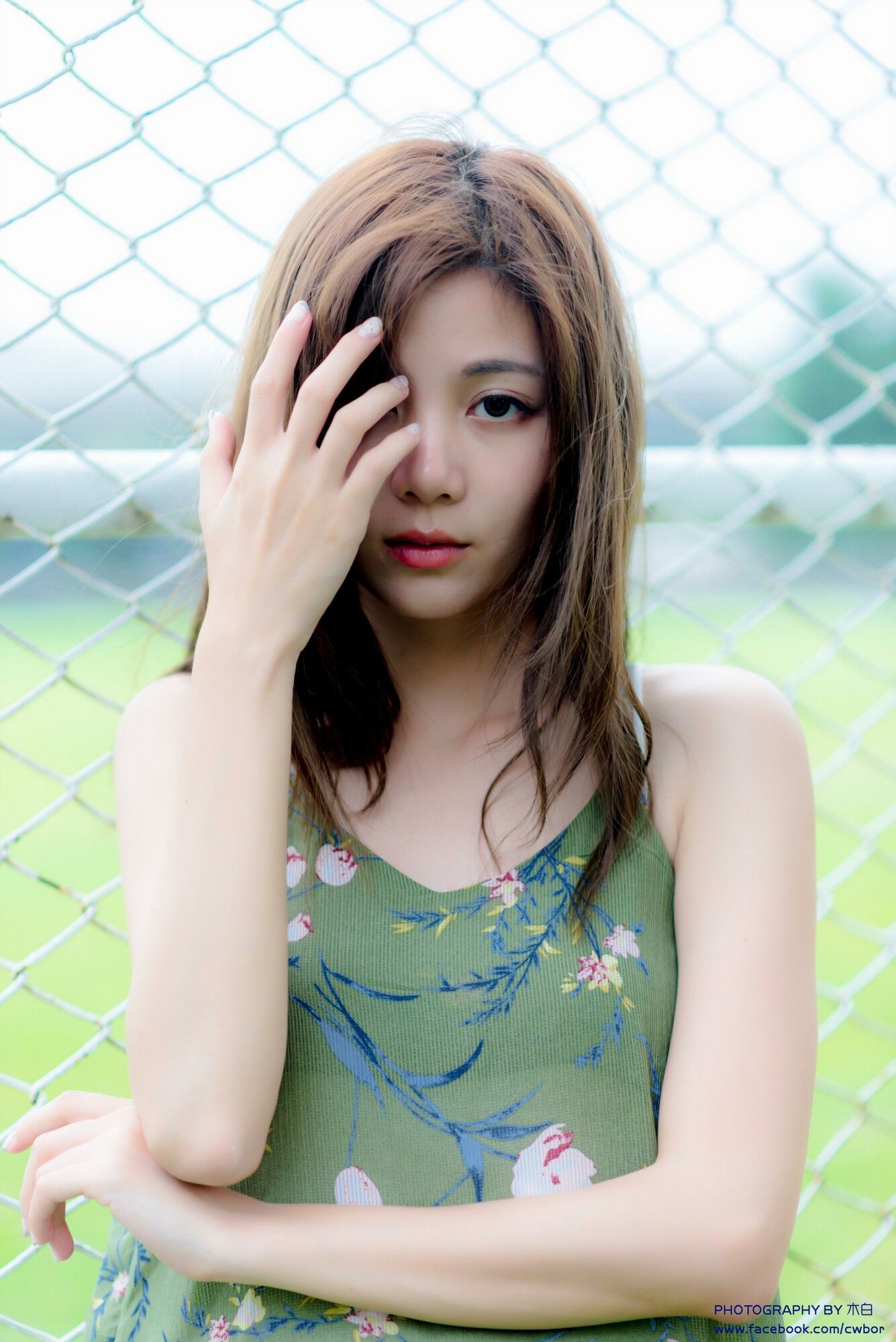 [台湾网红美女] Dash Xu/許琬珍《午場 油廠國小時裝外拍》