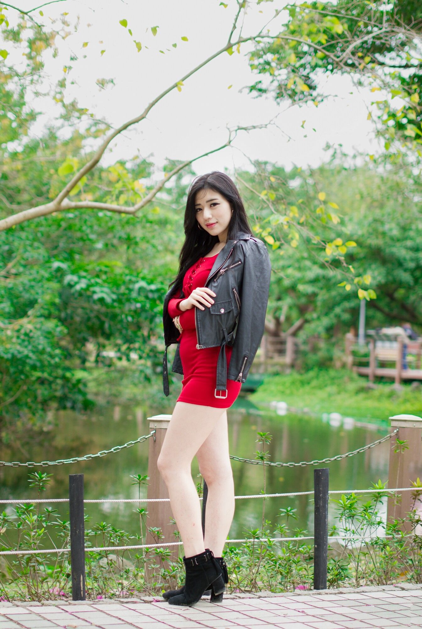 [台湾网红美女] 谢立琪 大安森林公園