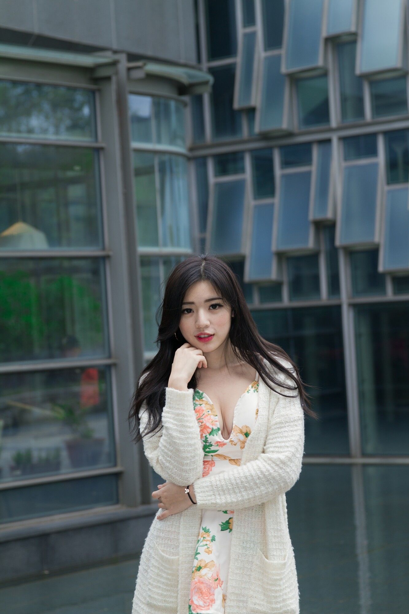 [台湾网红美女] 谢立琪 大安森林公園