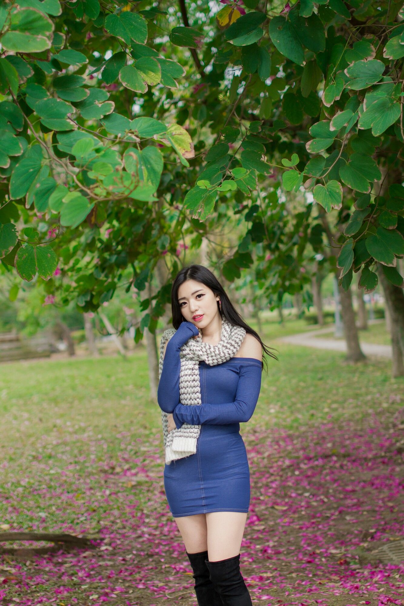 [台湾网红美女] 谢立琪 大安森林公園