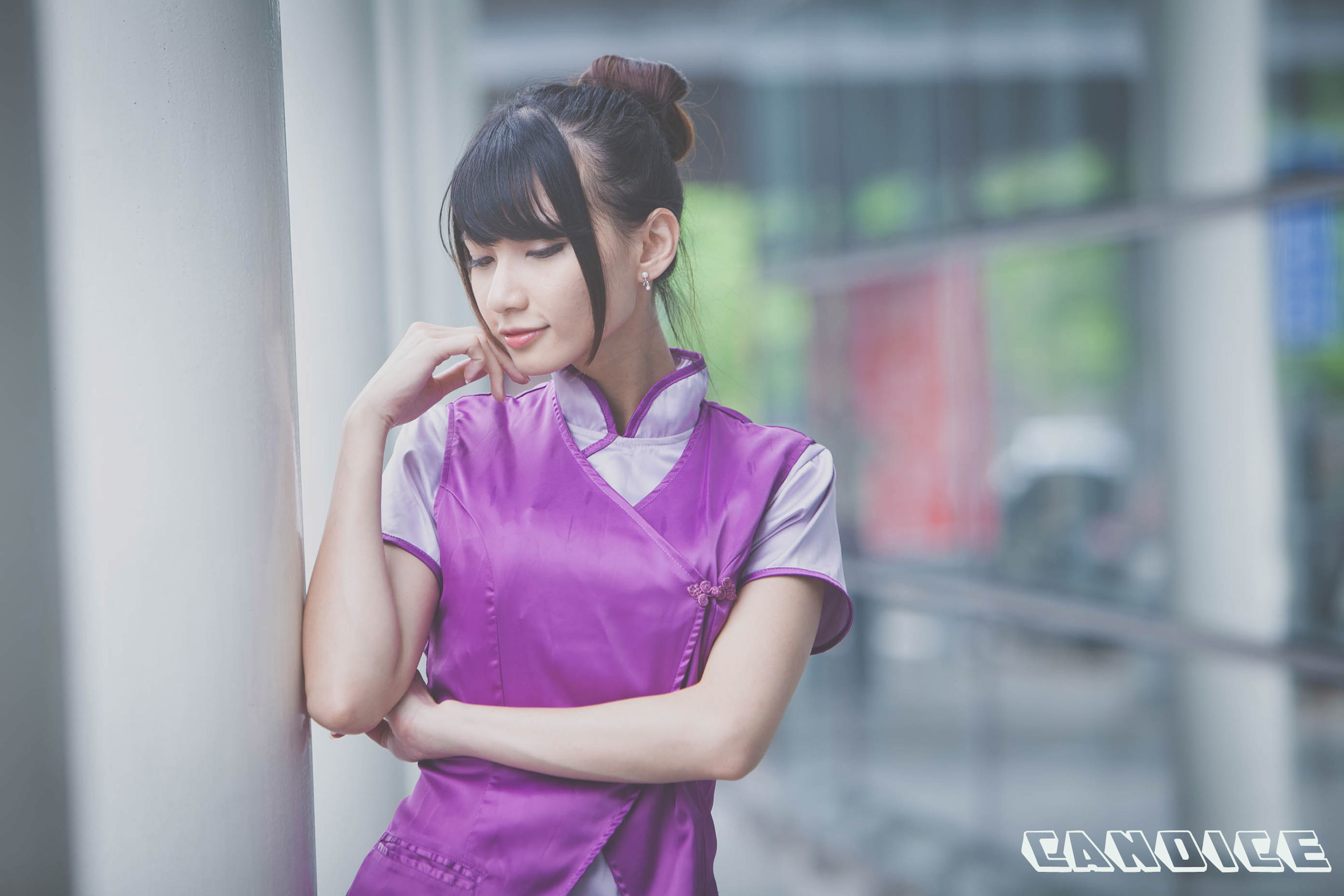 [台湾正妹] 蔡译心Candice《空姐黑丝街拍》