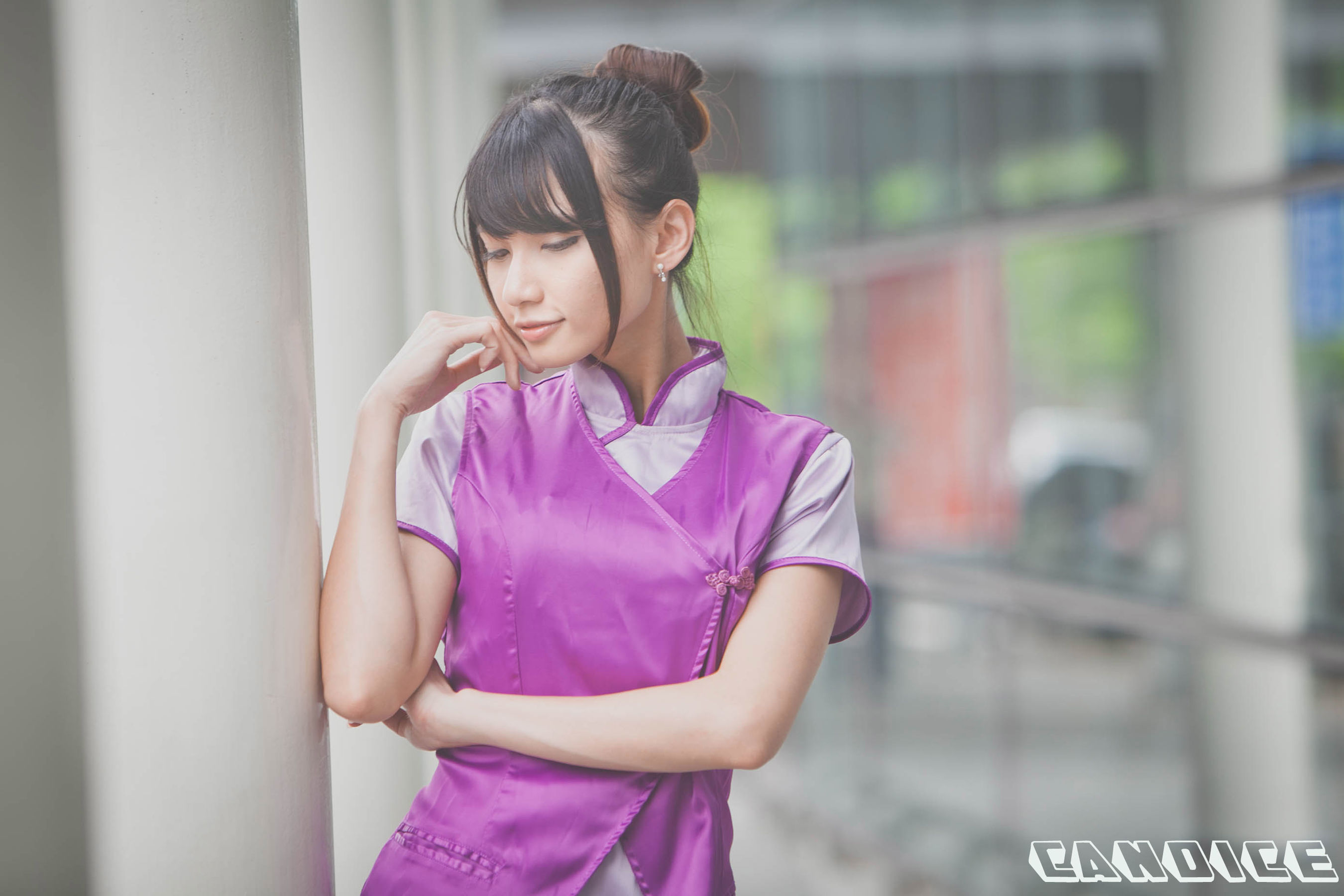 [台湾正妹] 蔡译心Candice《空姐黑丝街拍》