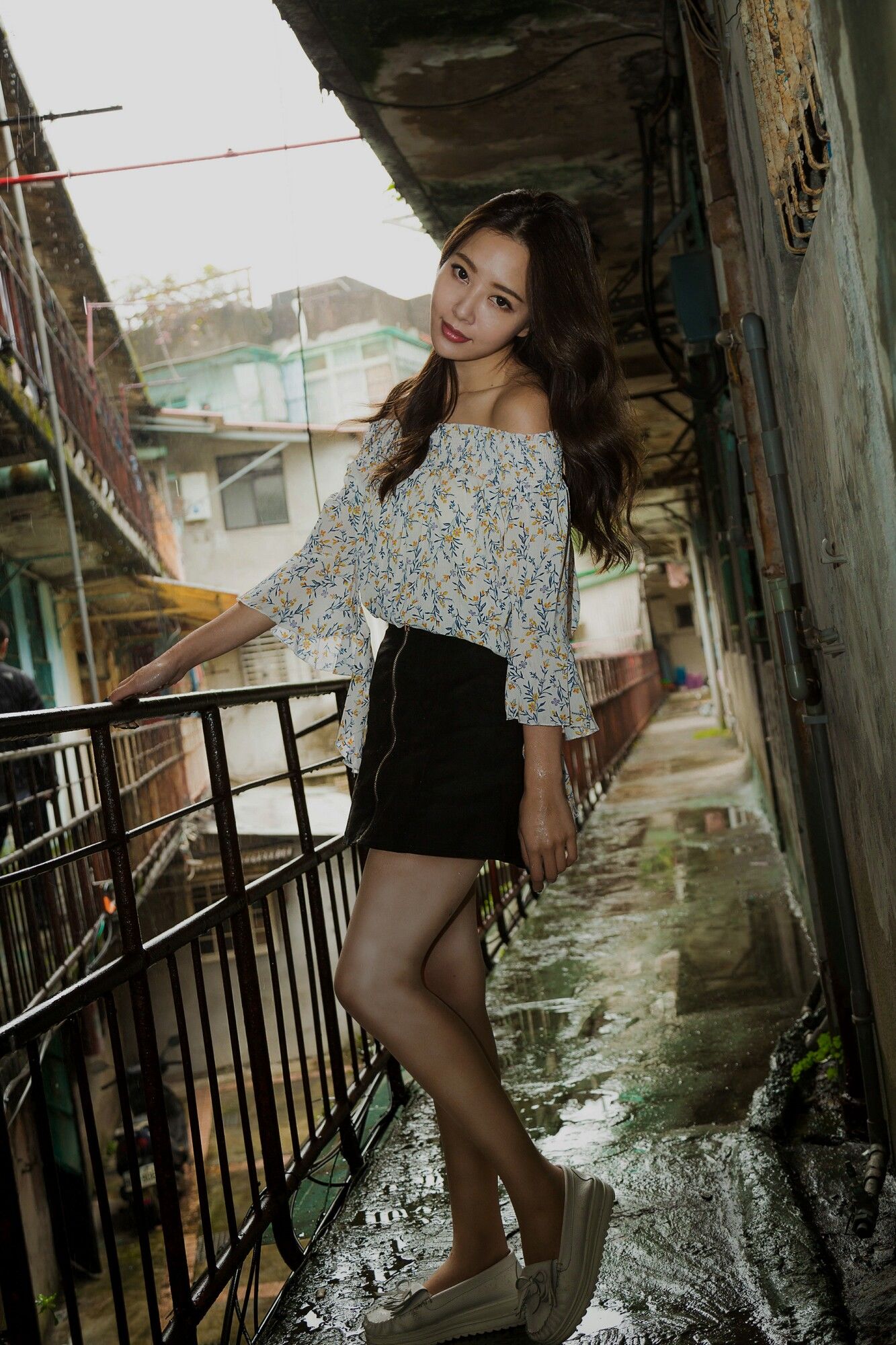 [台湾网红美女] Emma江雨恩《西藏路+南機場公寓》