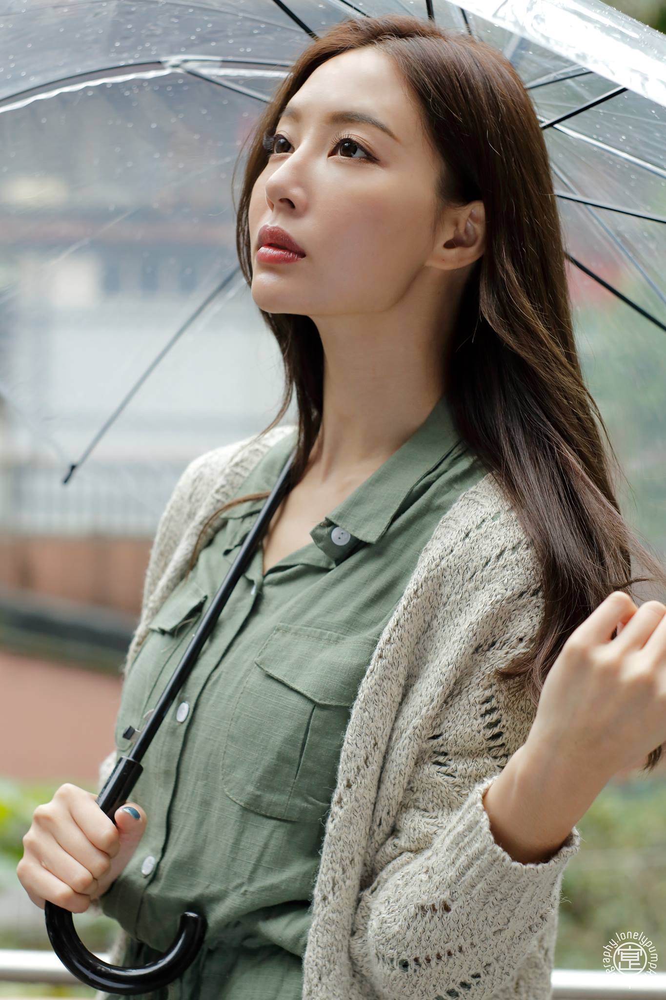 [台湾网红美女] Emma江雨恩《西藏路+南機場公寓》
