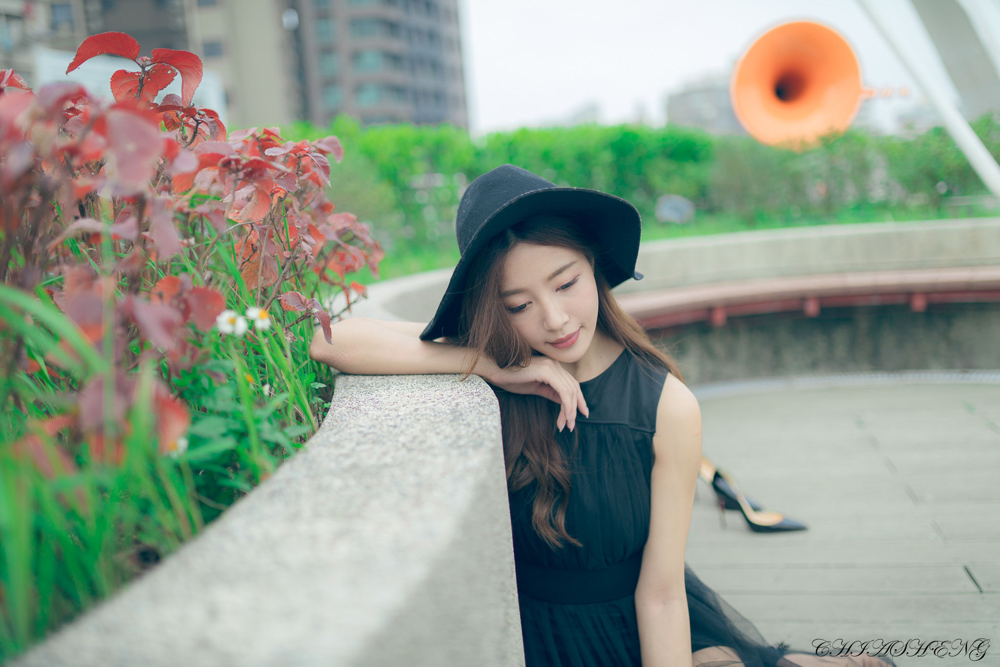 [台湾网红美女] Emma江雨恩 - 清新外拍（三套服装）