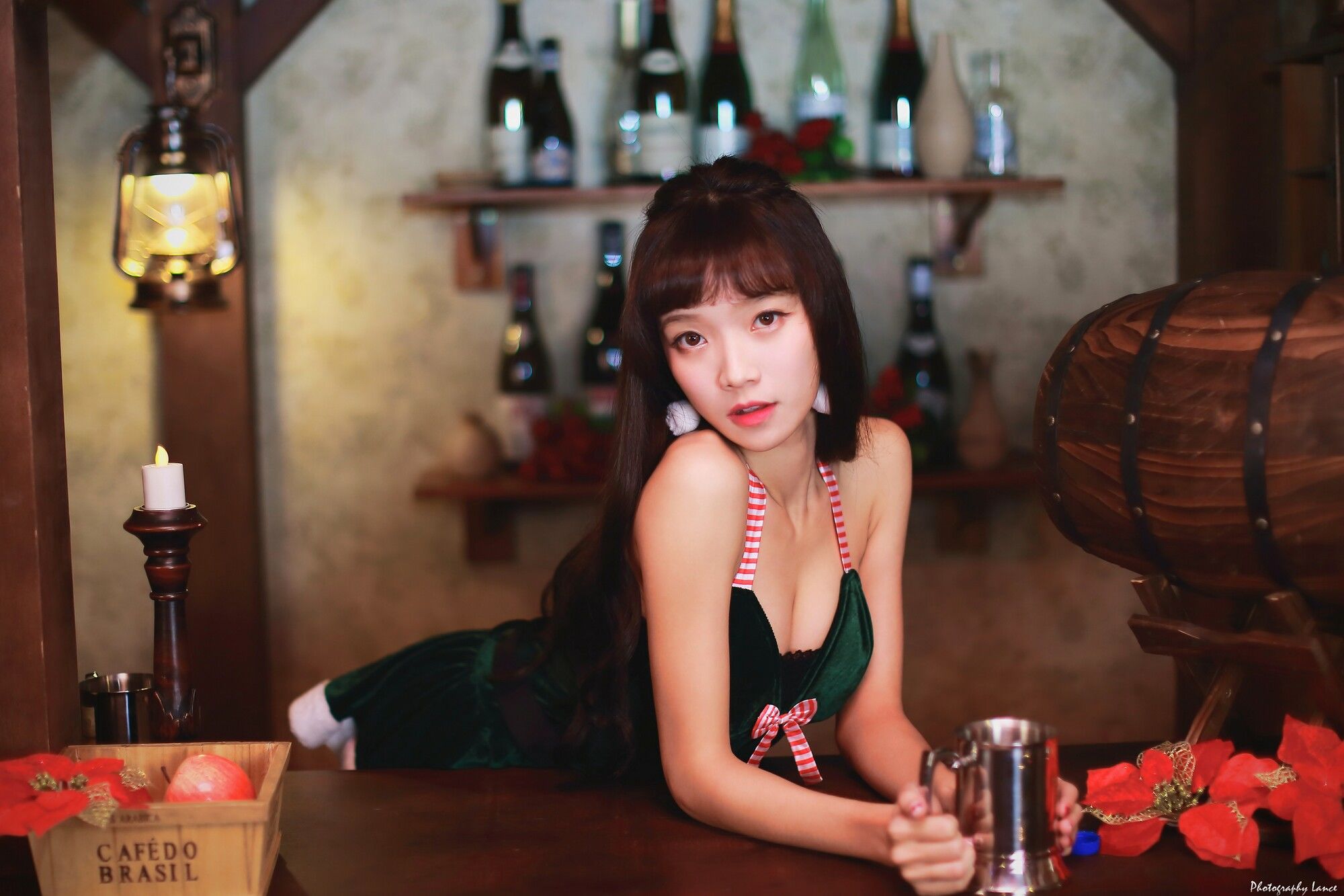 [台湾网红美女] Kitty 2017圣诞女郎 聖誕酒館