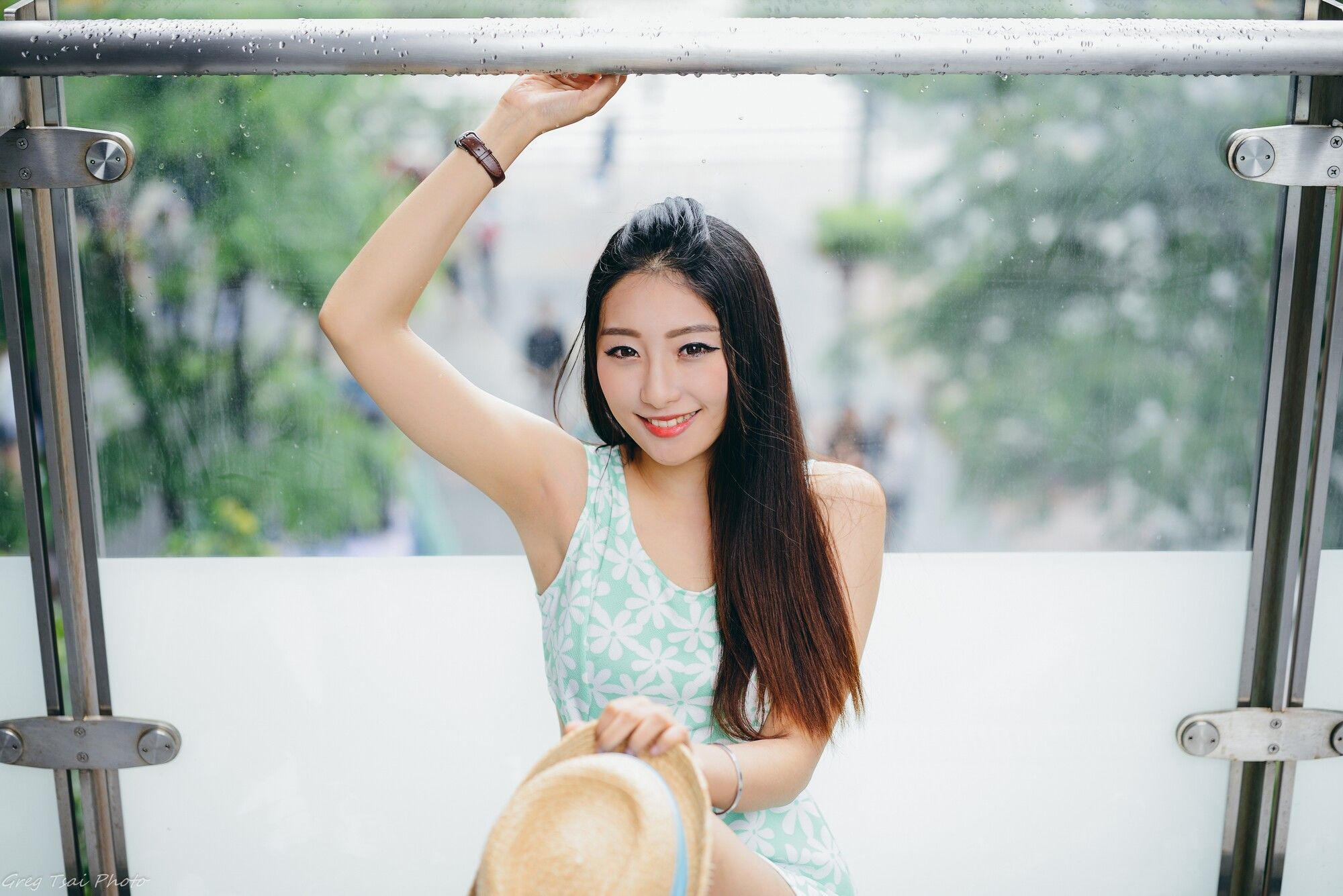 [台湾网红美女] Joan小葵 小清新腿模风+信義街拍
