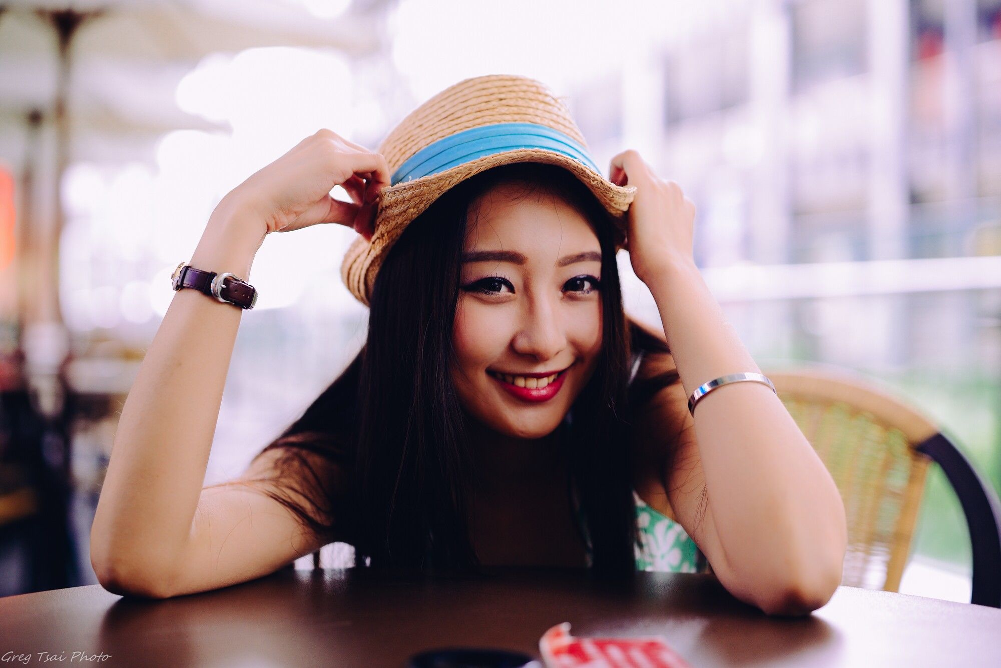 [台湾网红美女] Joan小葵 小清新腿模风+信義街拍