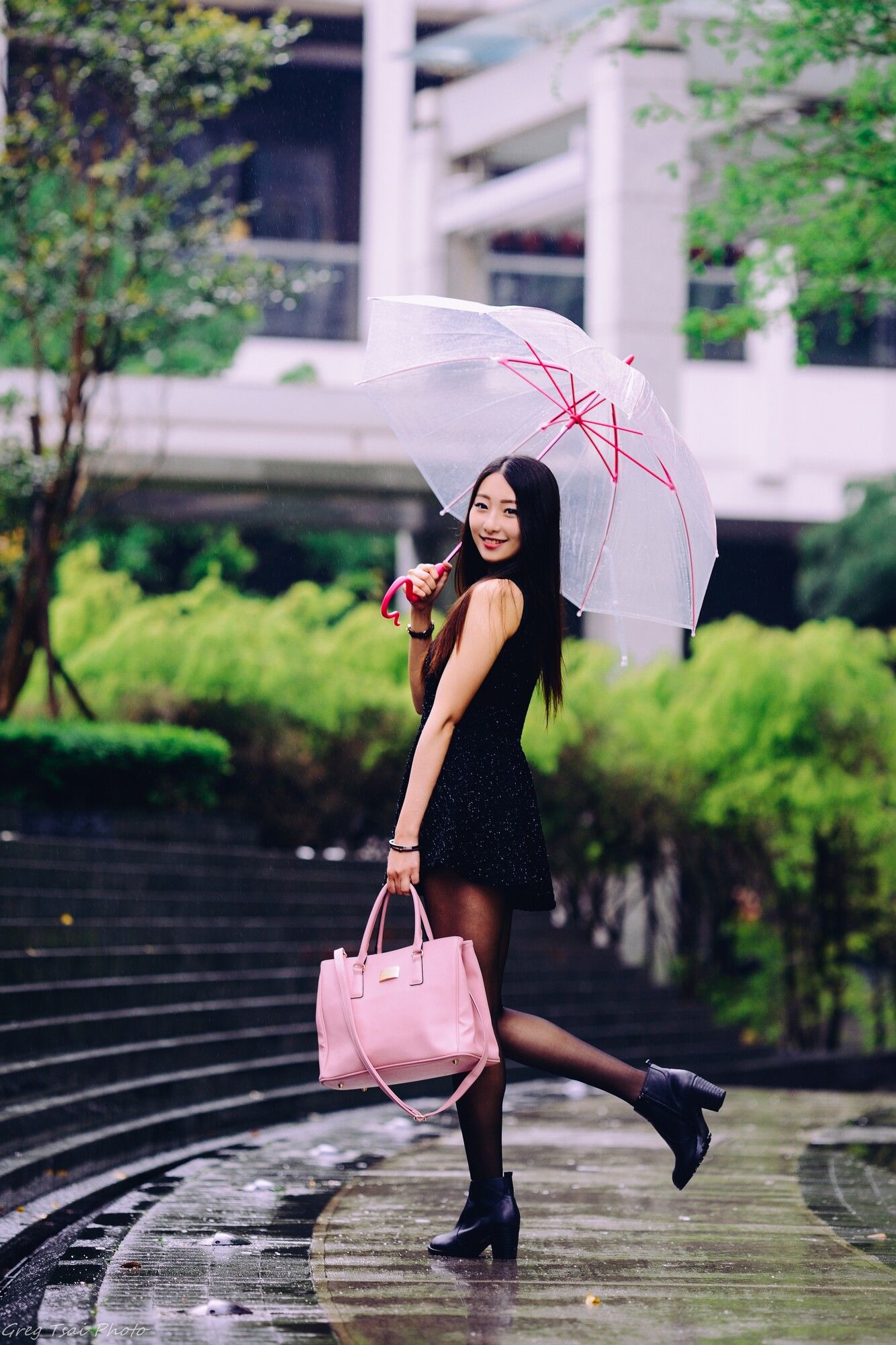 [台湾网红美女] Joan小葵 小清新腿模风+信義街拍