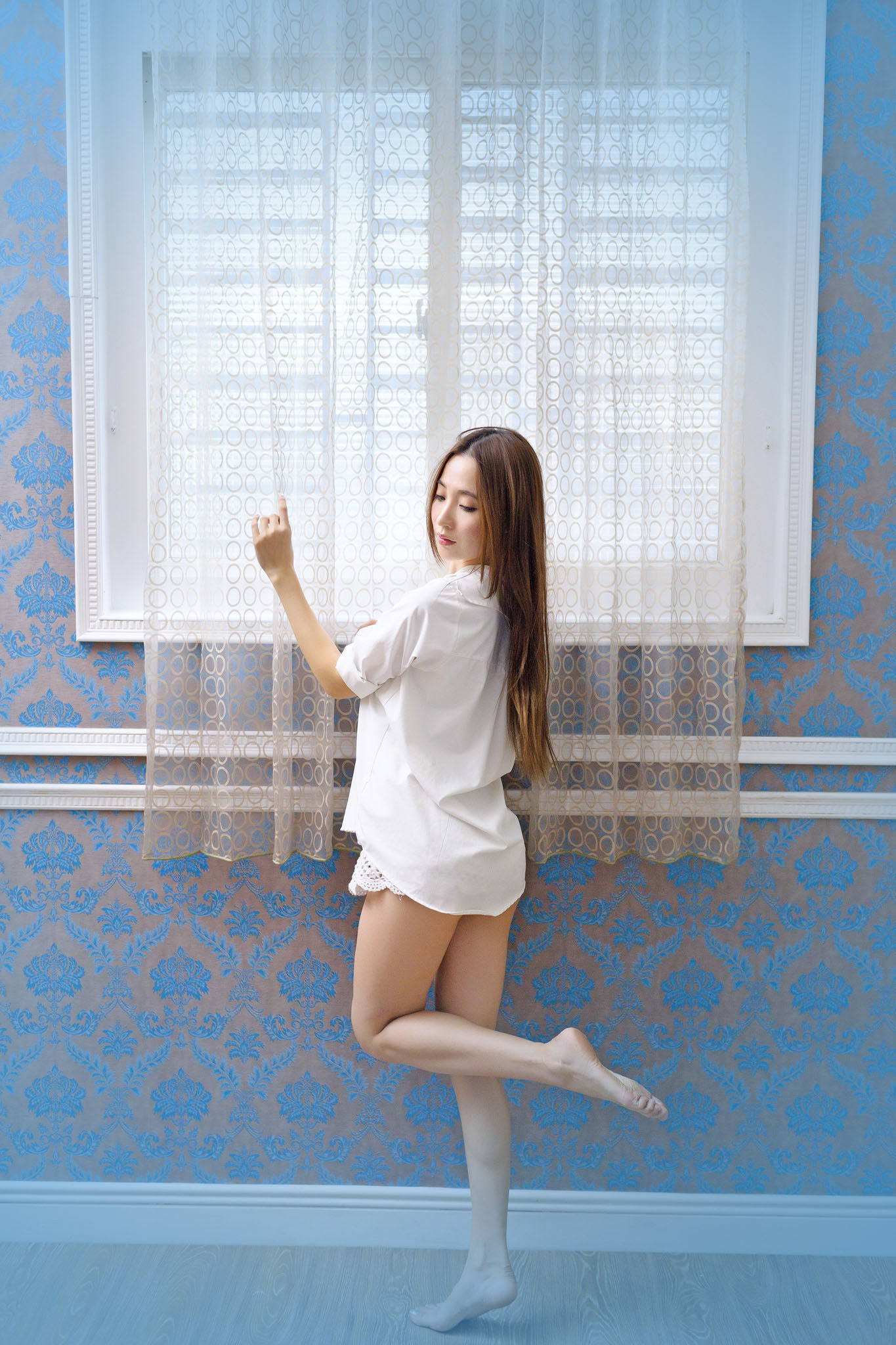 [台湾网红美女] Anber小安柏 时尚棚拍
