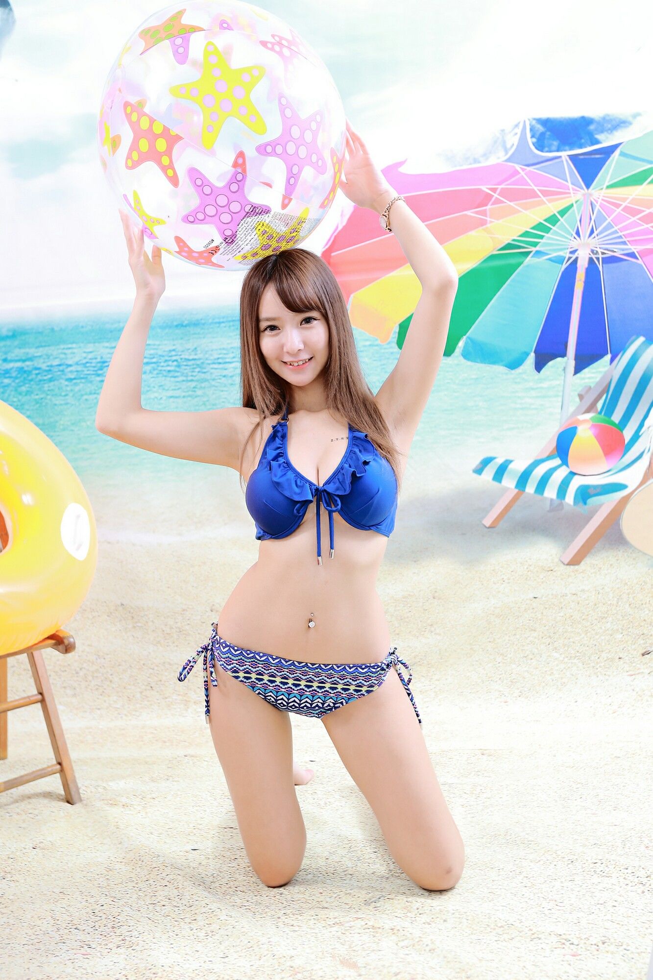 [台湾网红美女] Kimi雅涵 - 内衣套图