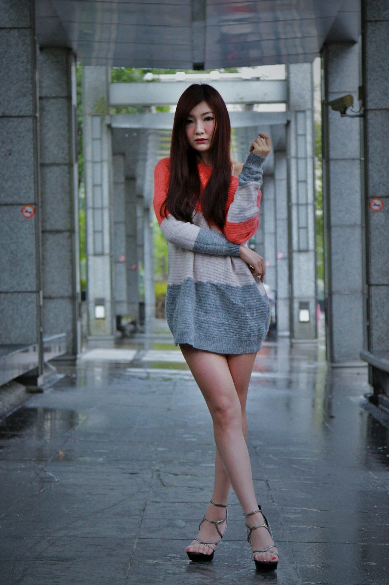 [台湾正妹] Michelle小羽《信義區外拍2套服装》