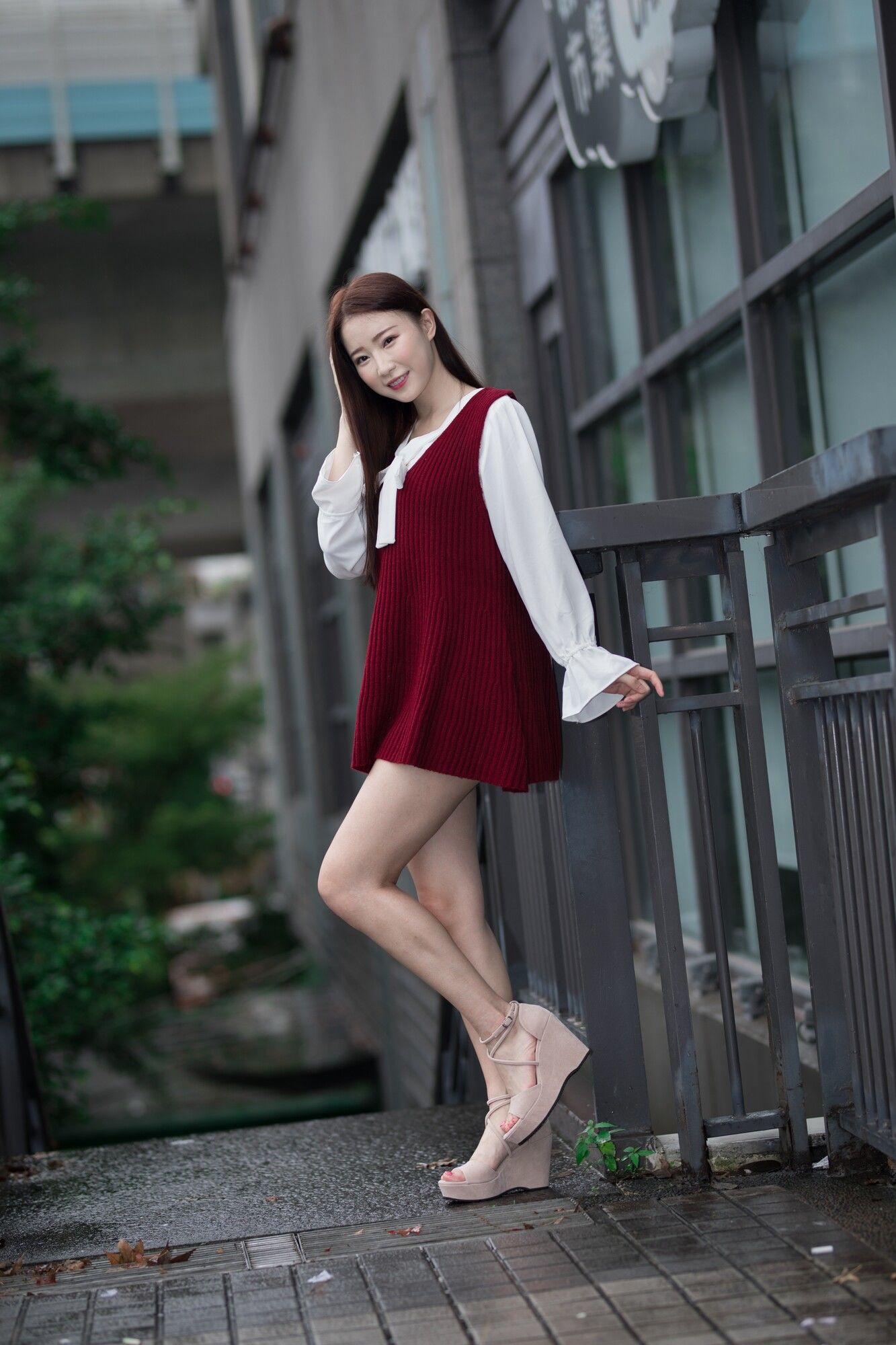 [台湾网红美女] Lia杨思原《新店碧潭》