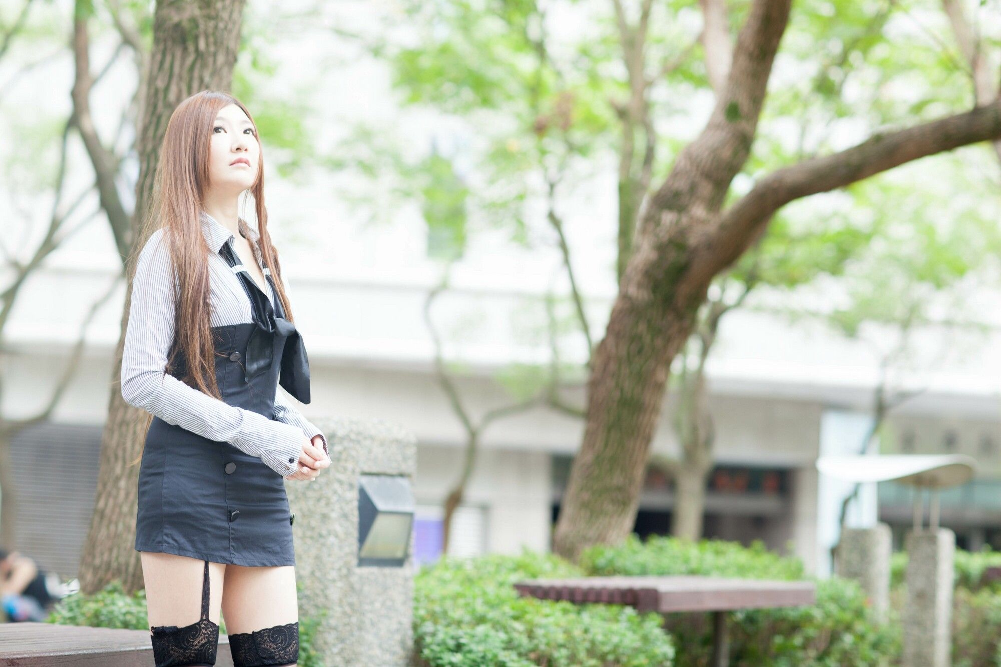 [台湾正妹] Michelle小羽/谢馥羽《信義區 短裙黑丝街拍》