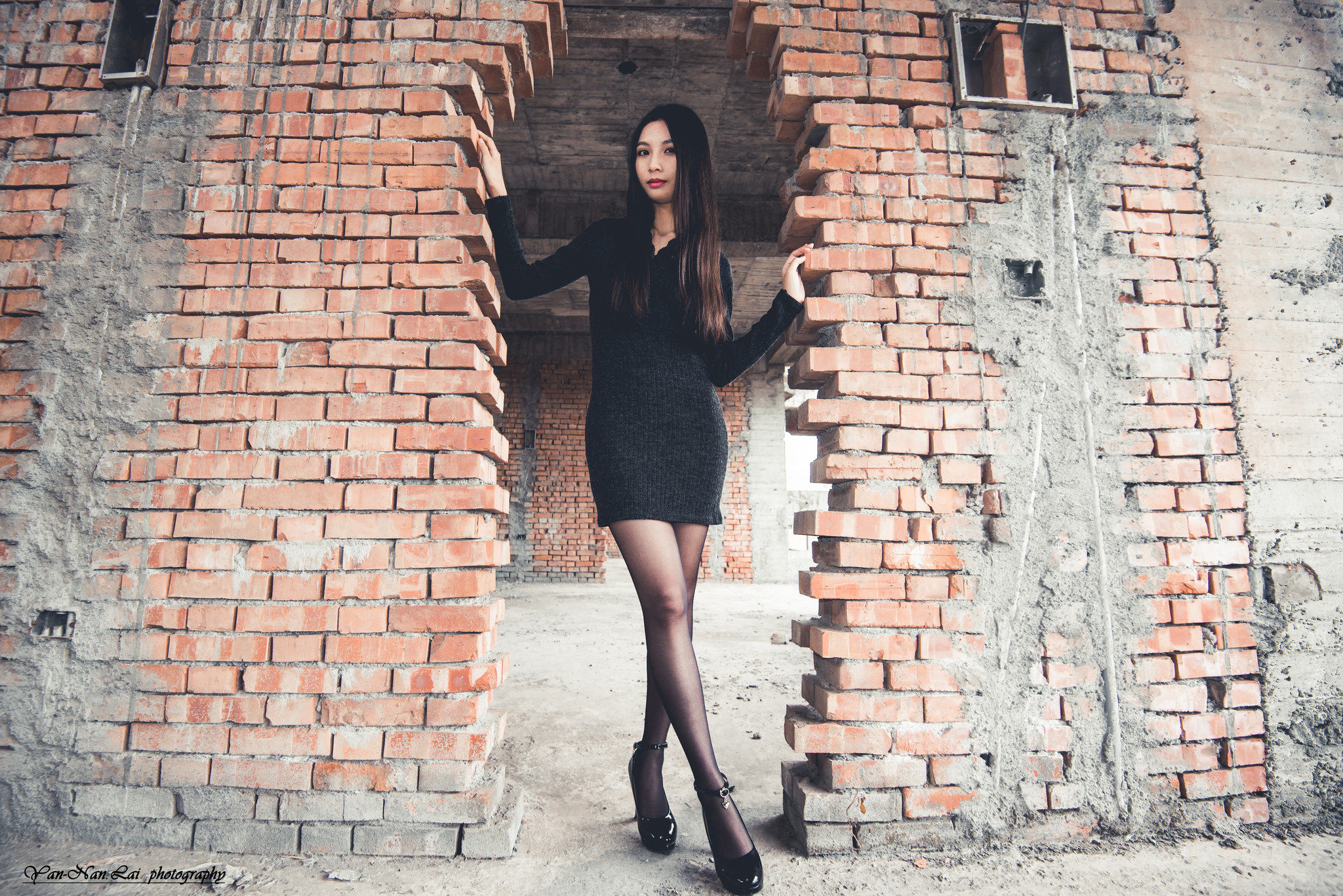 [台湾嫩模] Jenny《黑丝外拍》