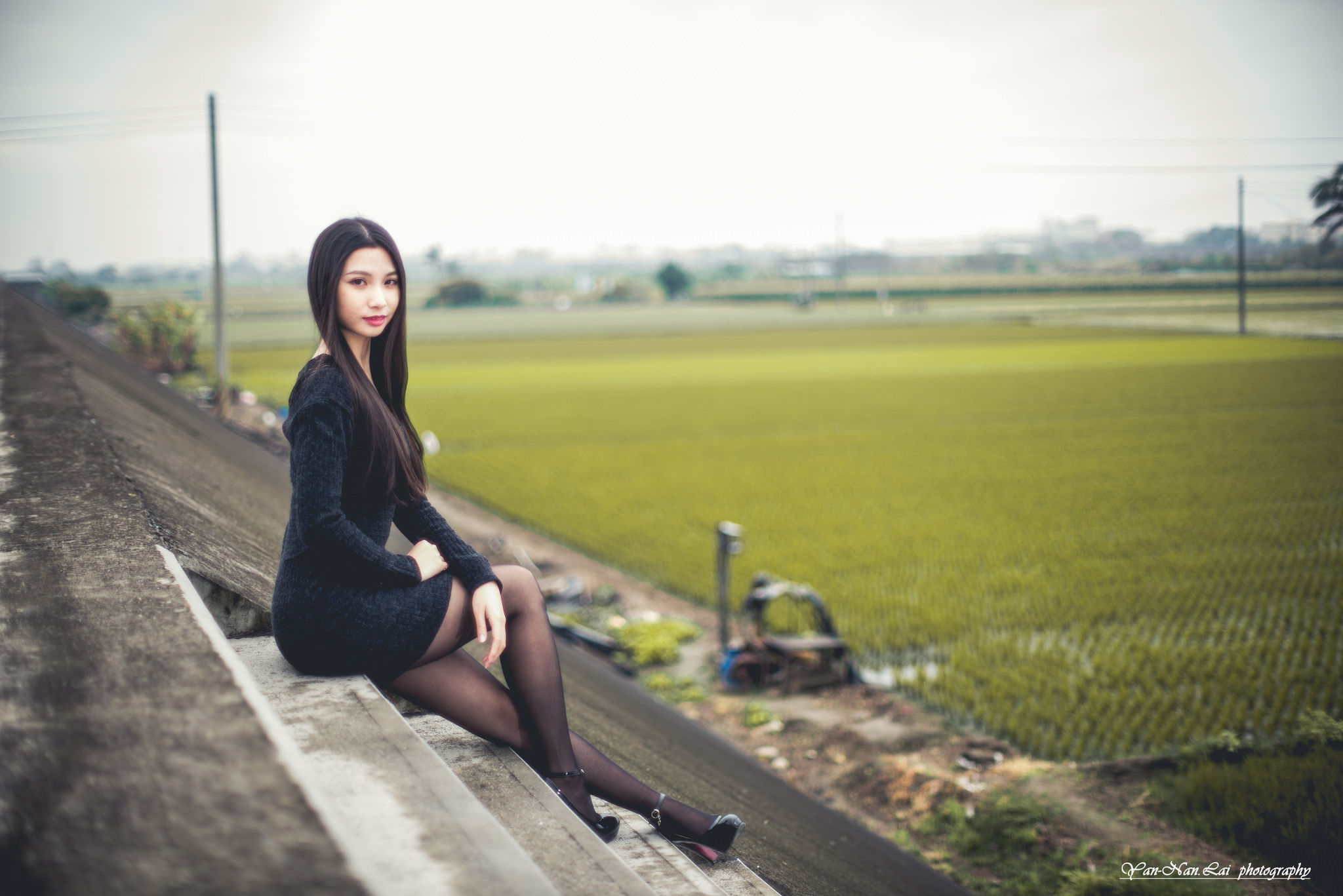[台湾嫩模] Jenny《黑丝外拍》
