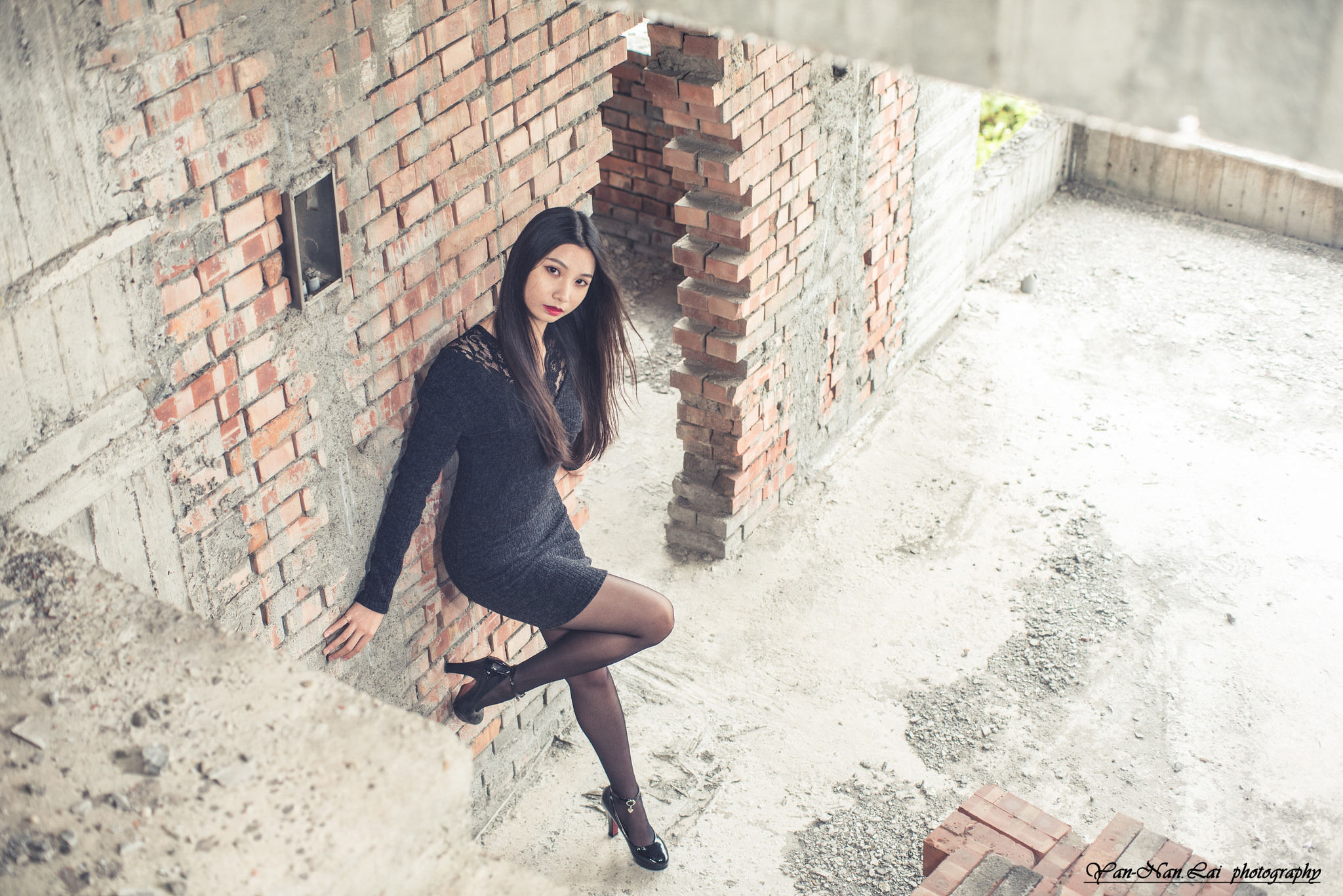 [台湾嫩模] Jenny《黑丝外拍》