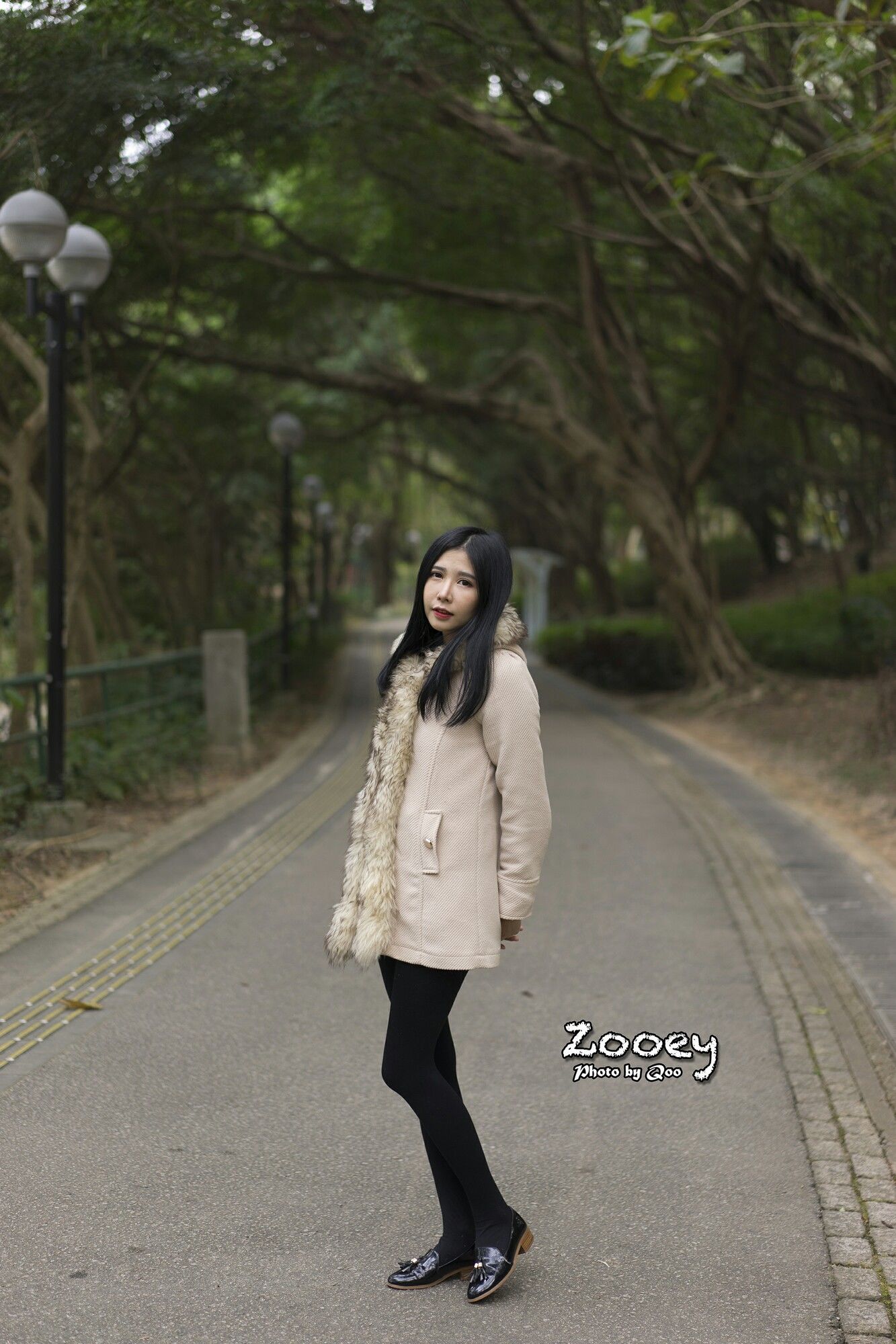 [台湾嫩模] Zooey《外拍小清新3套服装》