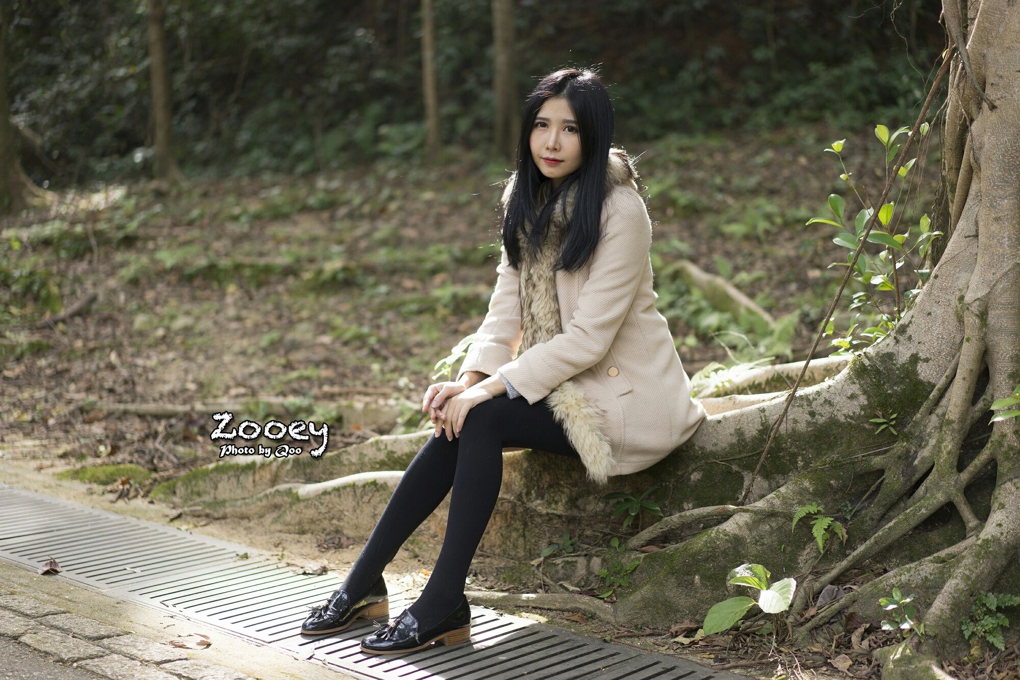 [台湾嫩模] Zooey《外拍小清新3套服装》