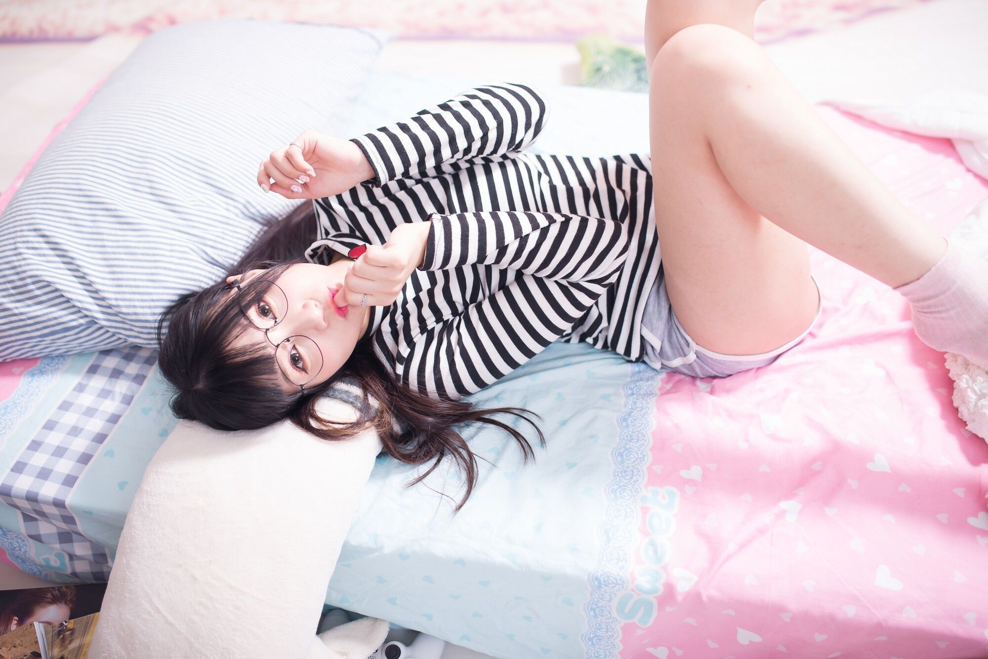 [台湾女神] 乔乔儿《琴棚电玩少女DVA》