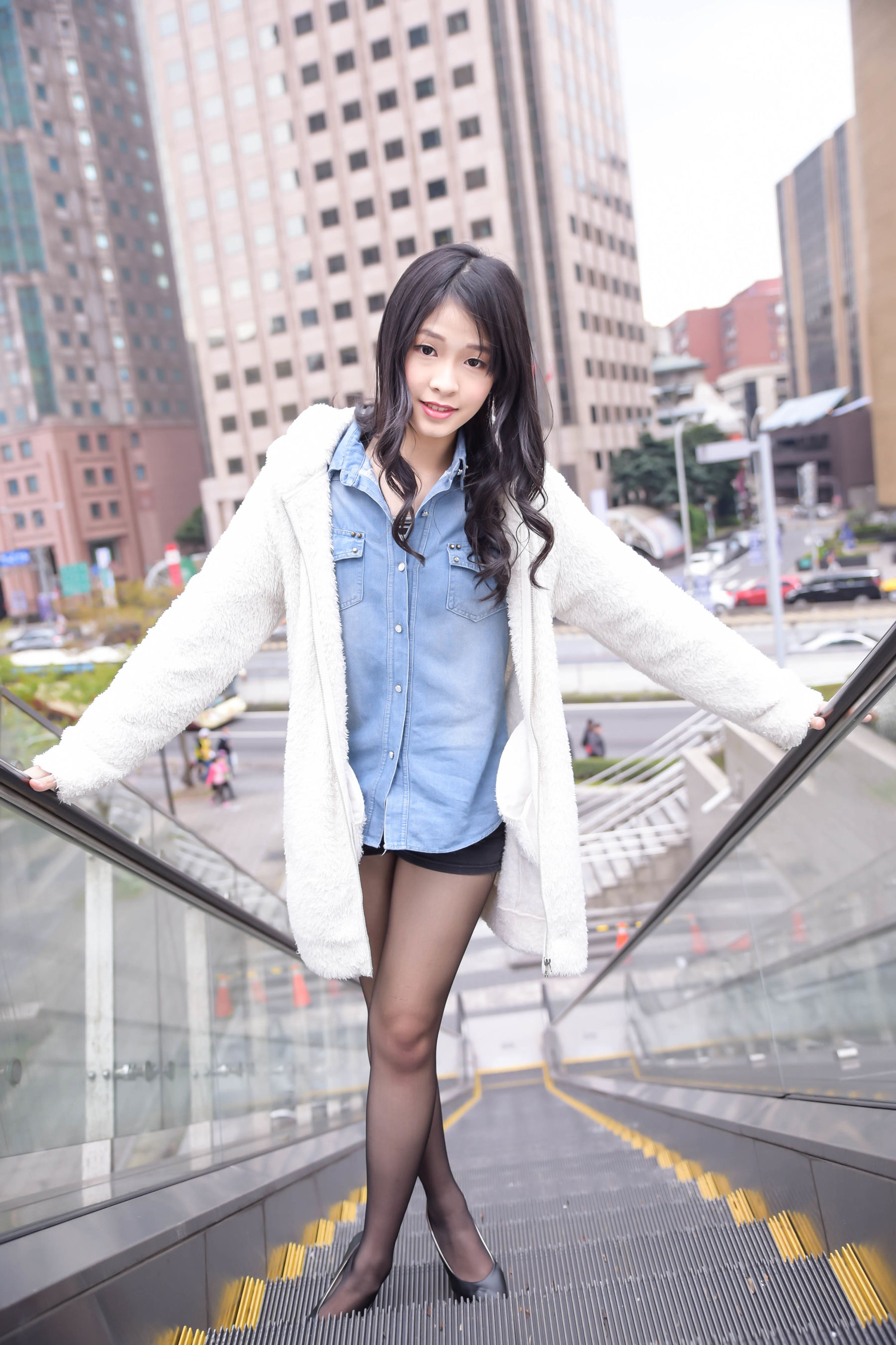 [台湾女神] 小枫《信義區外拍》