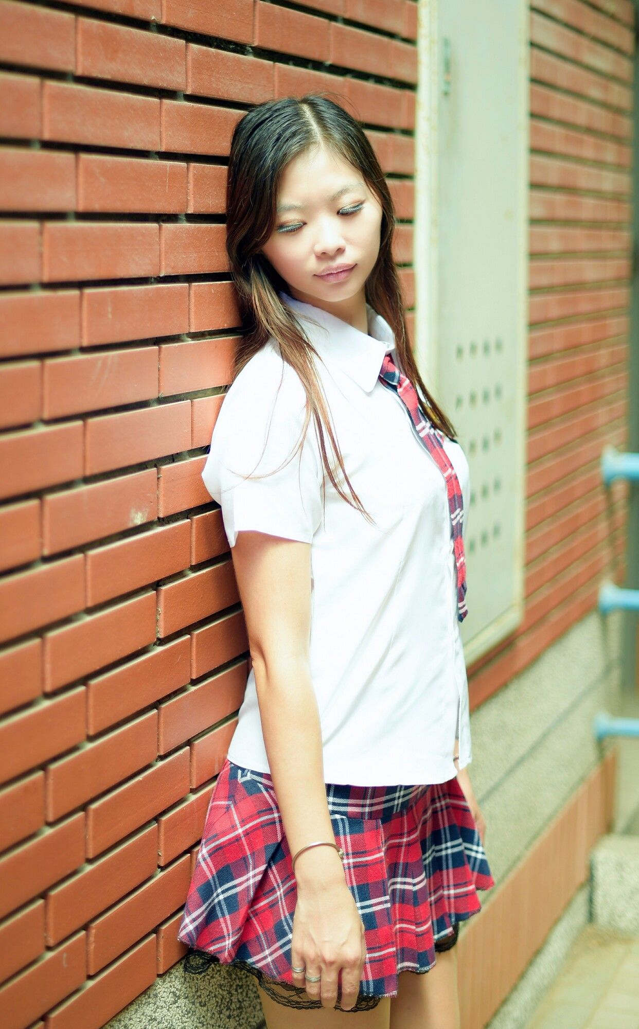 [台湾正妹] 小雯 - 成大外拍共两套服装