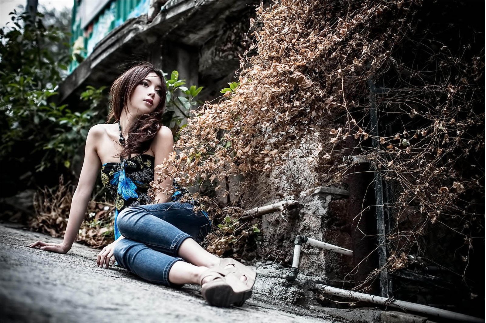 [台湾正妹] 大眼正妹张齐郡《炫彩外拍》