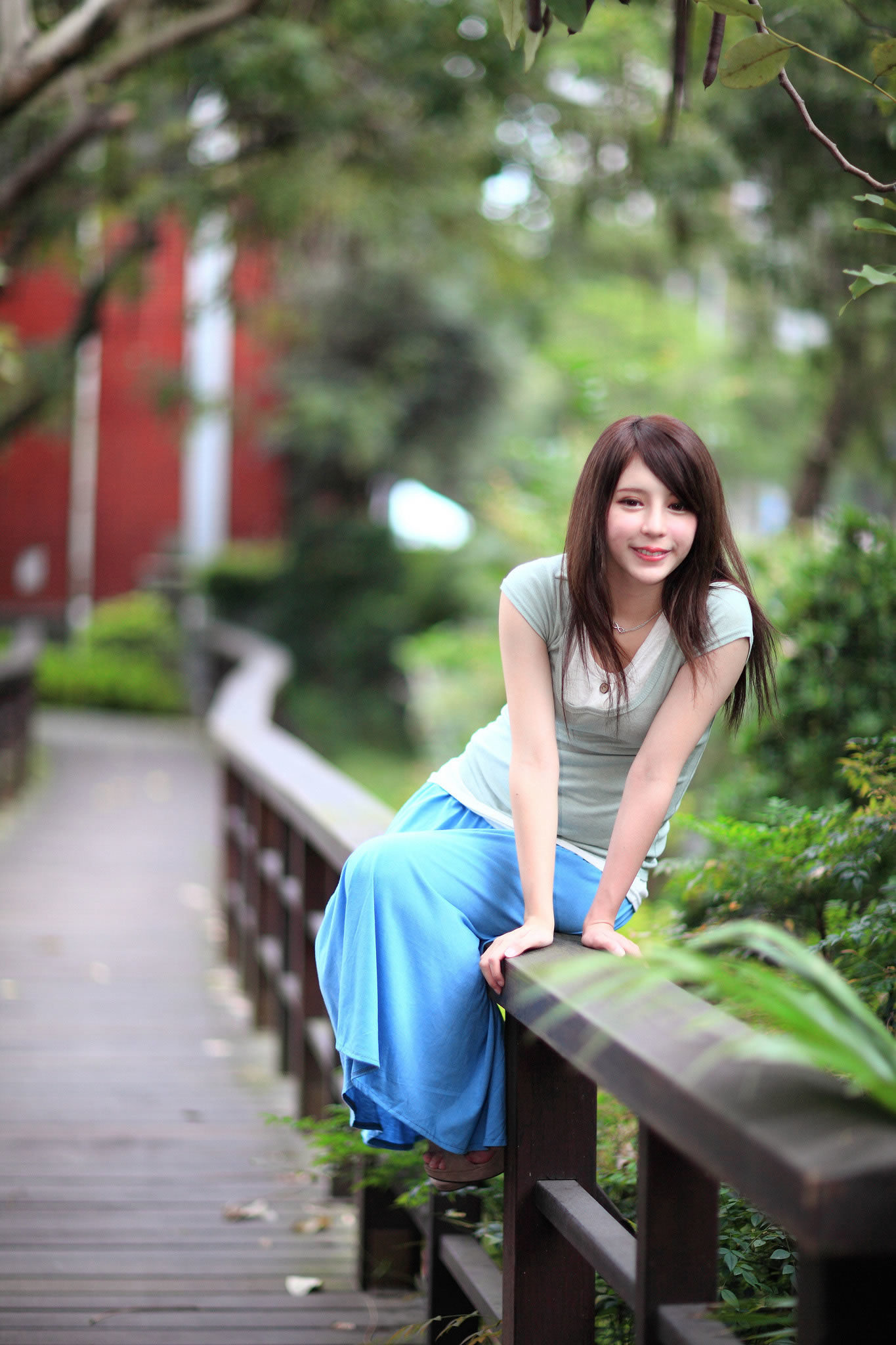 [台湾正妹] 张齐郡JULIE -  小清新外拍
