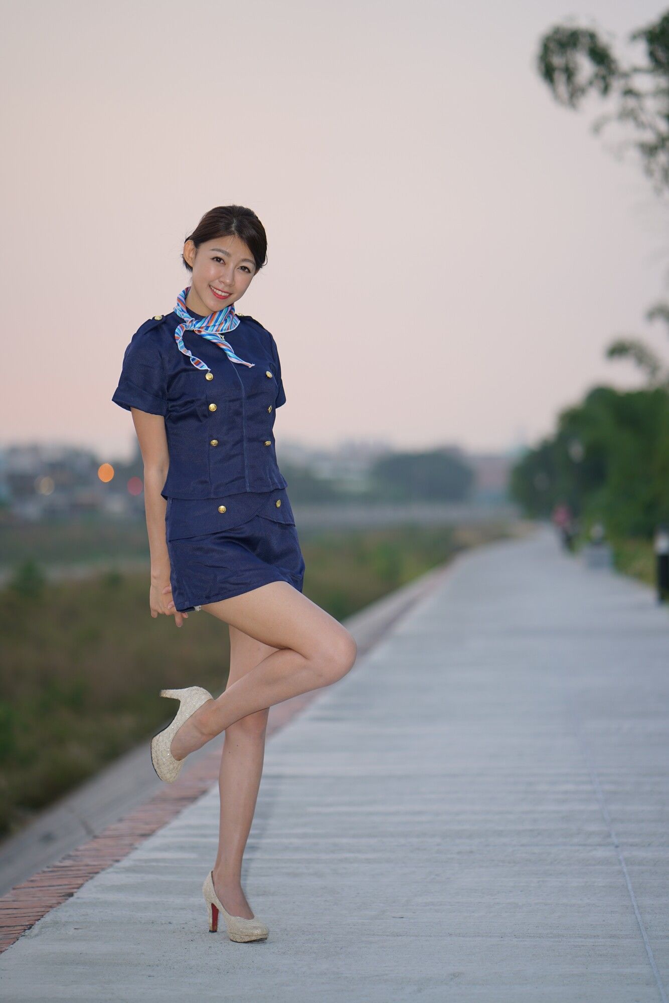 [台湾女神] 简嘉莹(小紫) 《光復新村～连衣裙+空姐装》