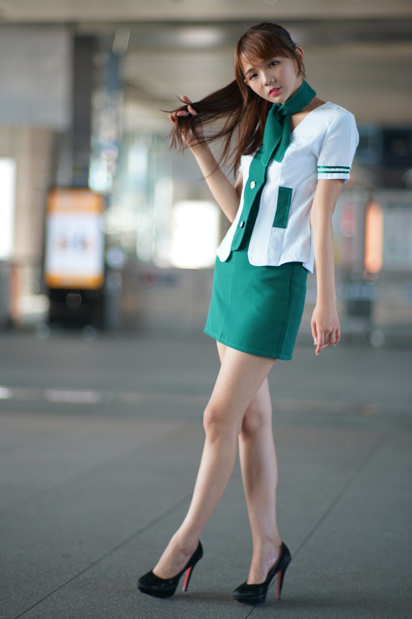 [台湾女神] 苏郁媛《烏日高鐵～空姐制服》