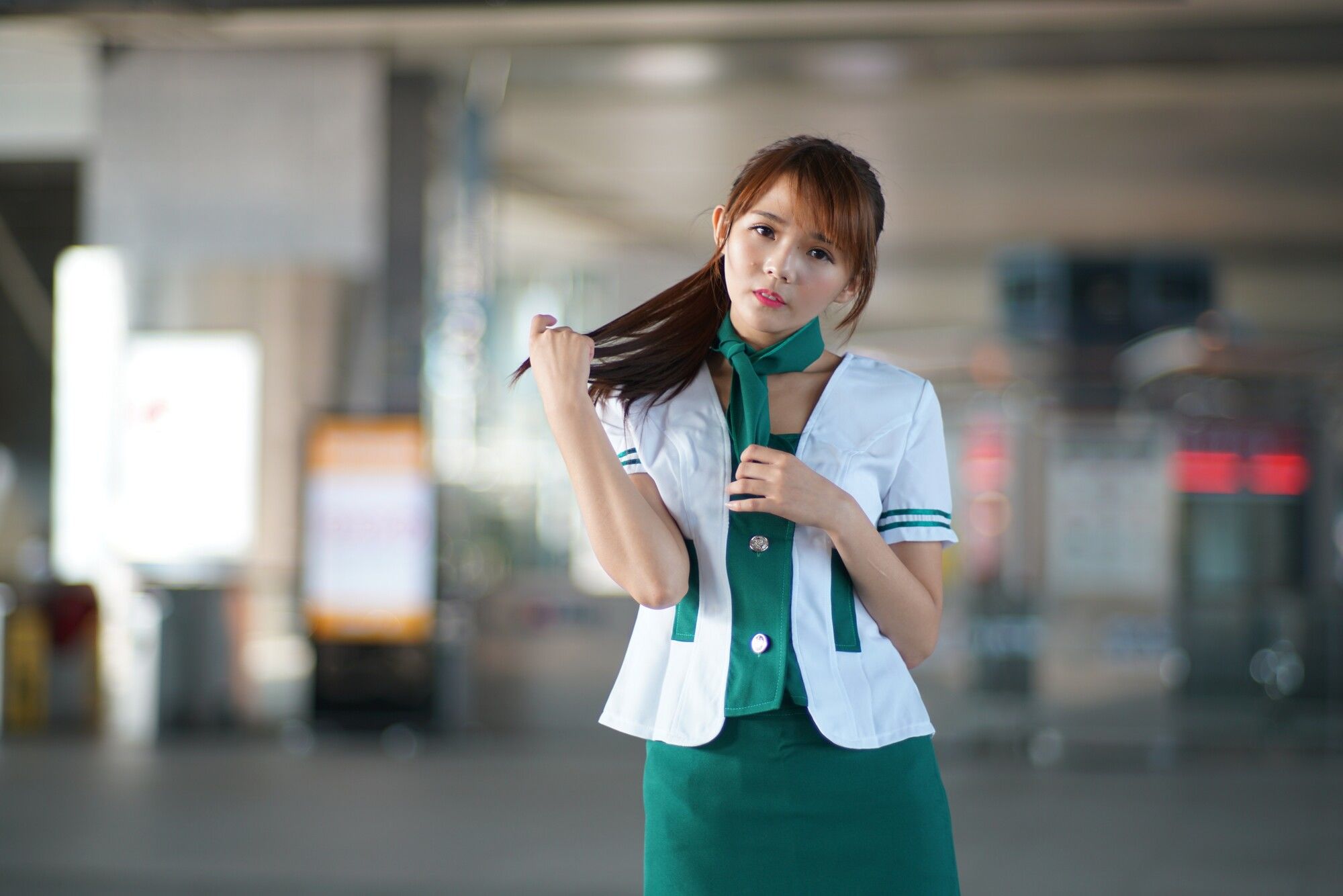 [台湾女神] 苏郁媛《烏日高鐵～空姐制服》