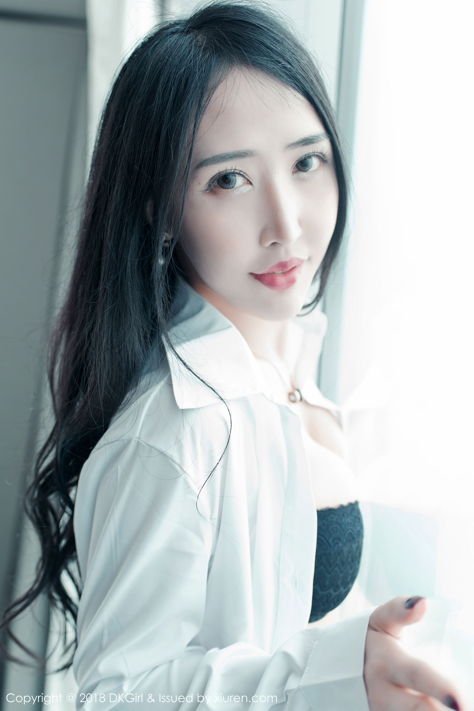 余馨妍/石心琪《美腿与黑丝诱惑》 [御女郎DKGirl] Vol.068