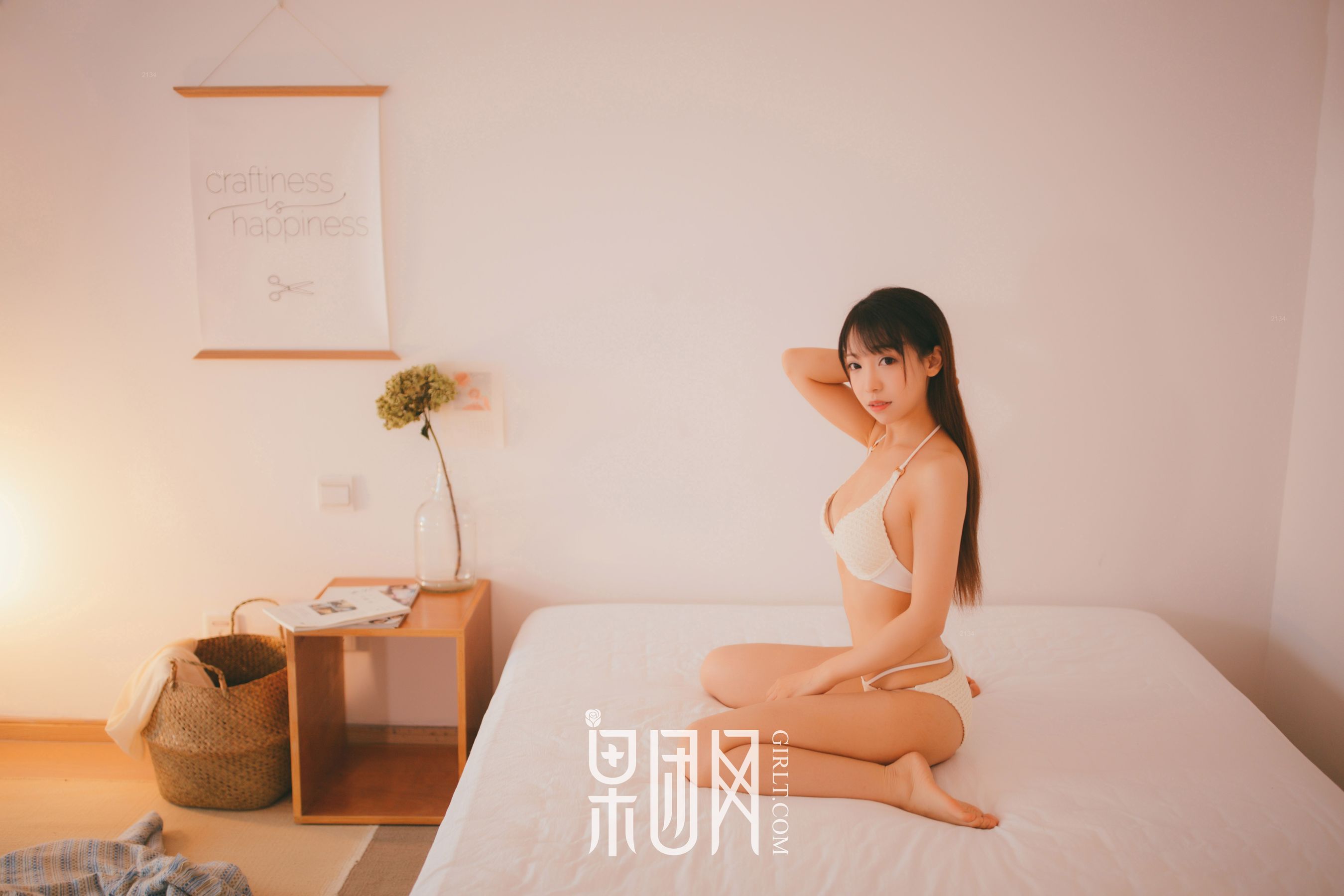 水花花不是水哗哗《童颜巨乳+日系萌女=萝莉养成记！》 [果团Girlt-熊川纪信] No.025