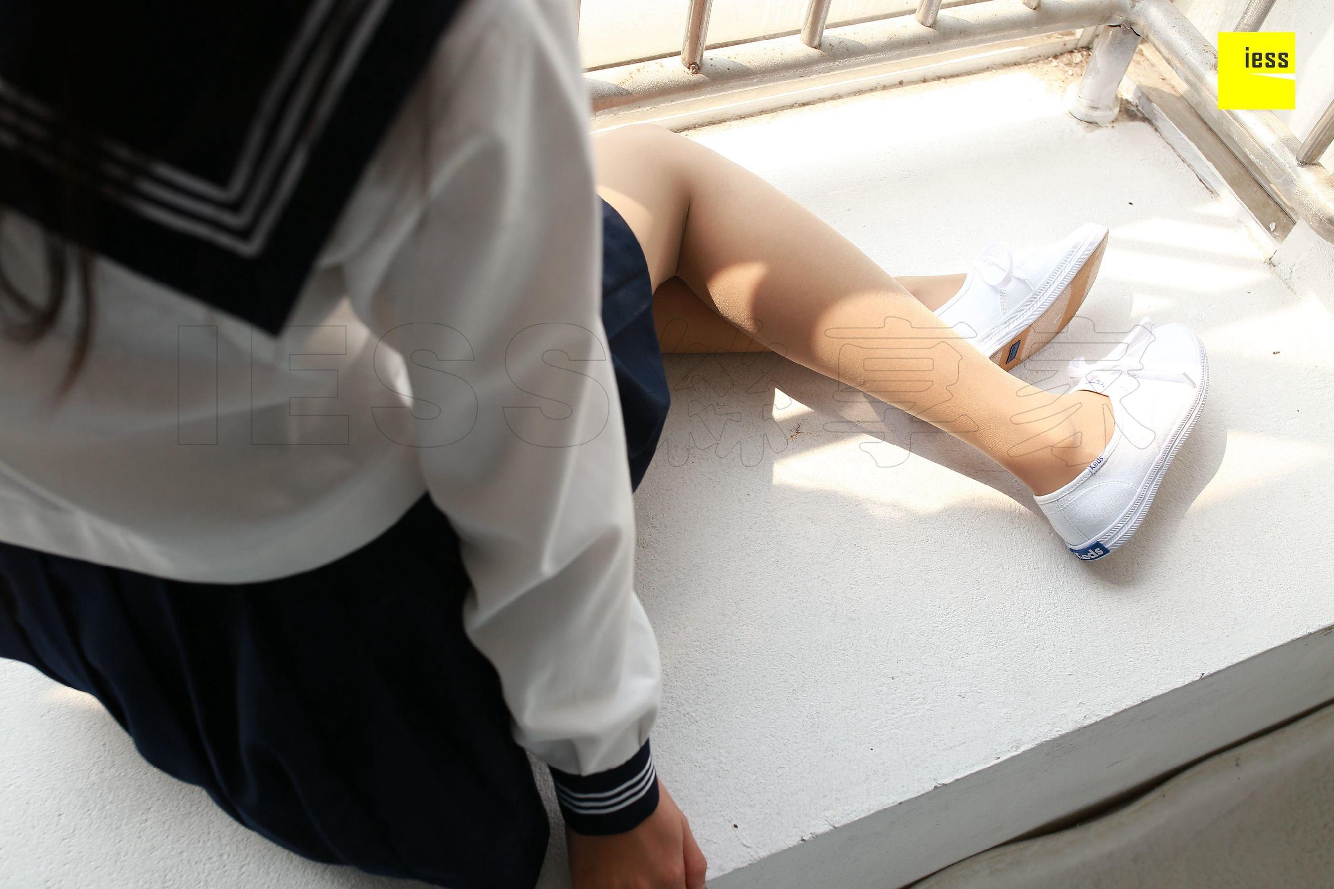 婉萍 《第一次涂指甲油的婉萍》 [异思趣向IESS] 丝享家216