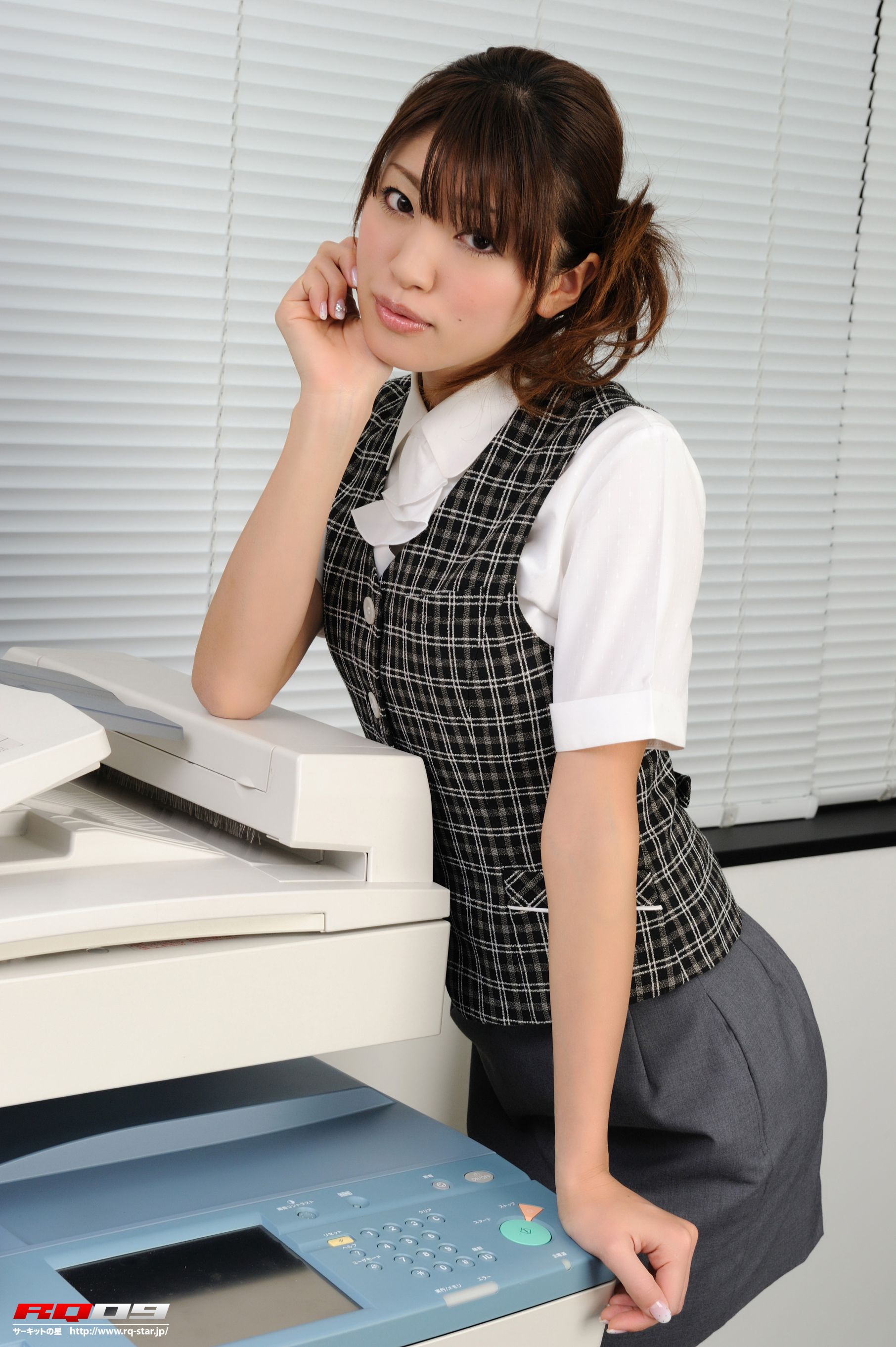 [RQ-STAR] NO.00240 矢代梢 Office Lady 办公室女郎 写真集