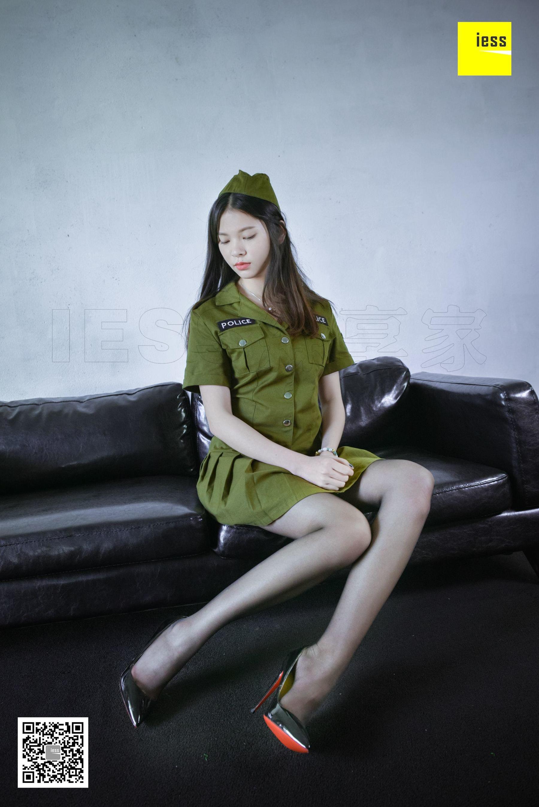 七七《黑丝军绿制服》 [异思趣向IESS] 丝享家249