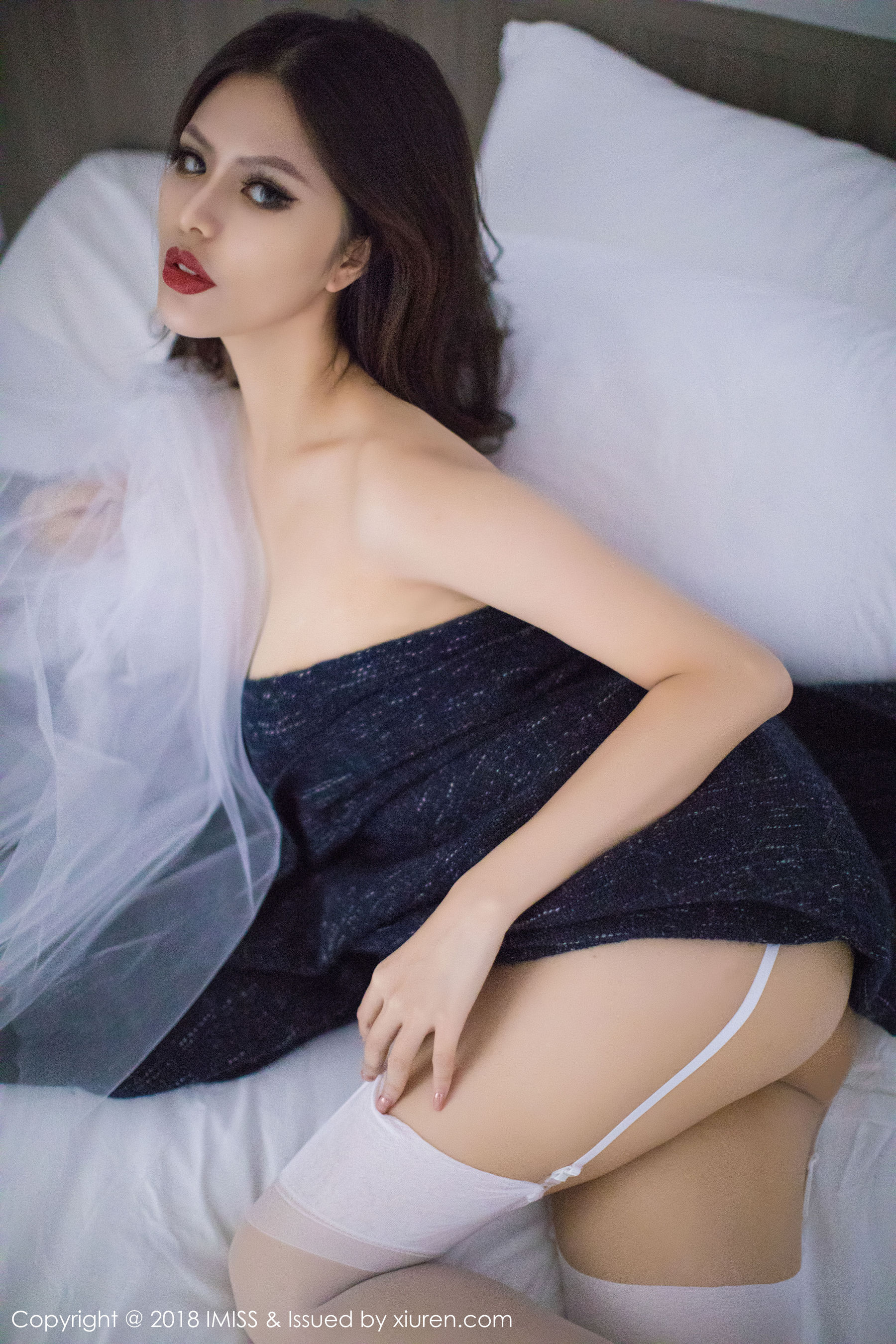 若彤boomboom《高挑美女的黑丝魅惑》 [爱蜜社IMiss] Vol.231