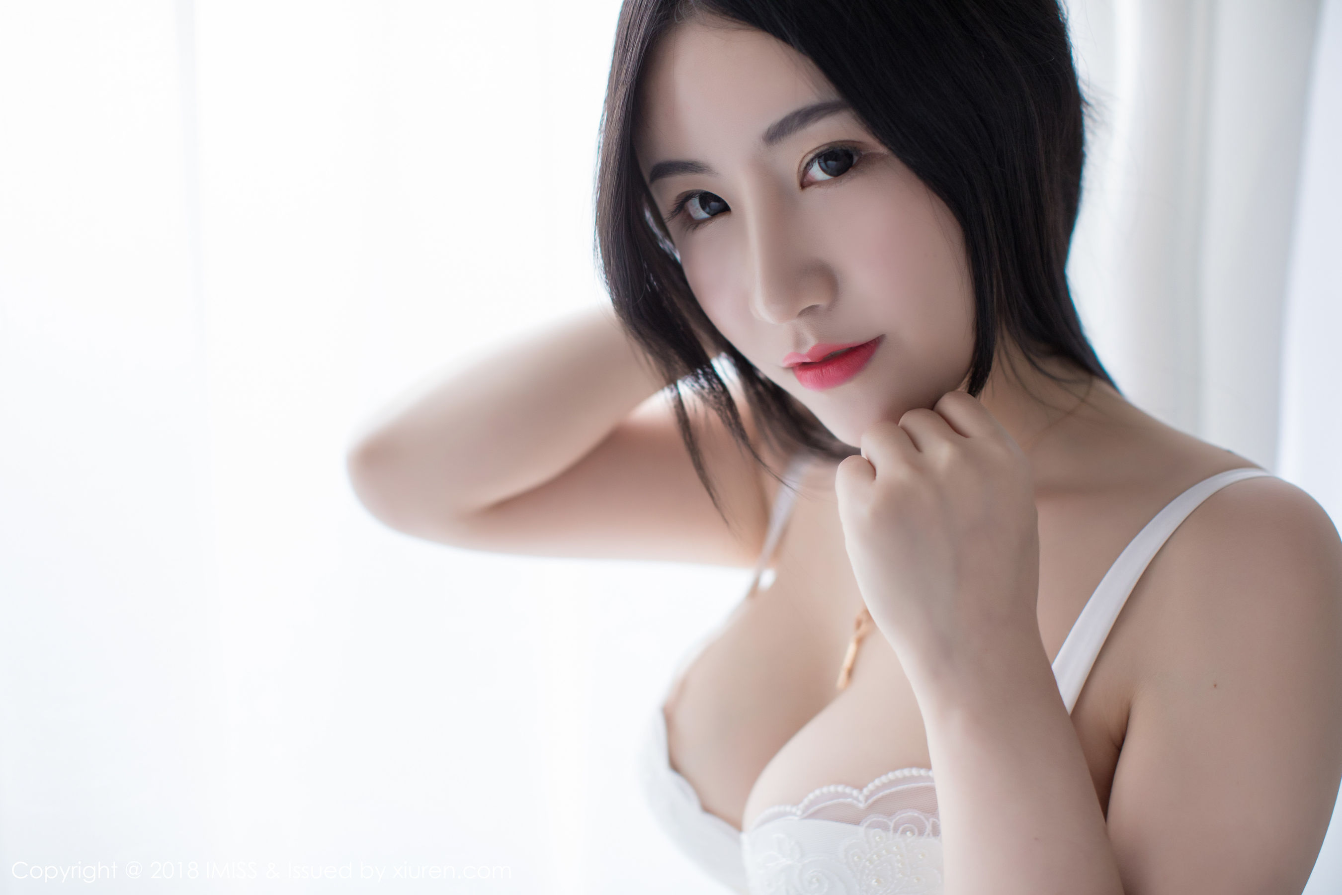 绯月樱-Cherry/谢芷馨《丝袜美腿写真》 [爱蜜社IMiss] Vol.236