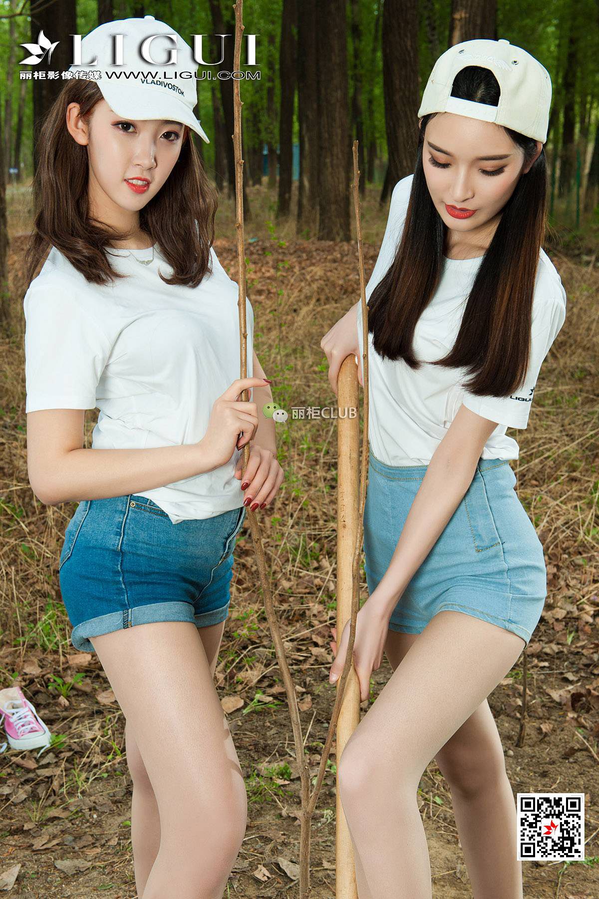 腿模雪糕&筱筱《户外丝足》 [丽柜LIGUI] 美腿丝足